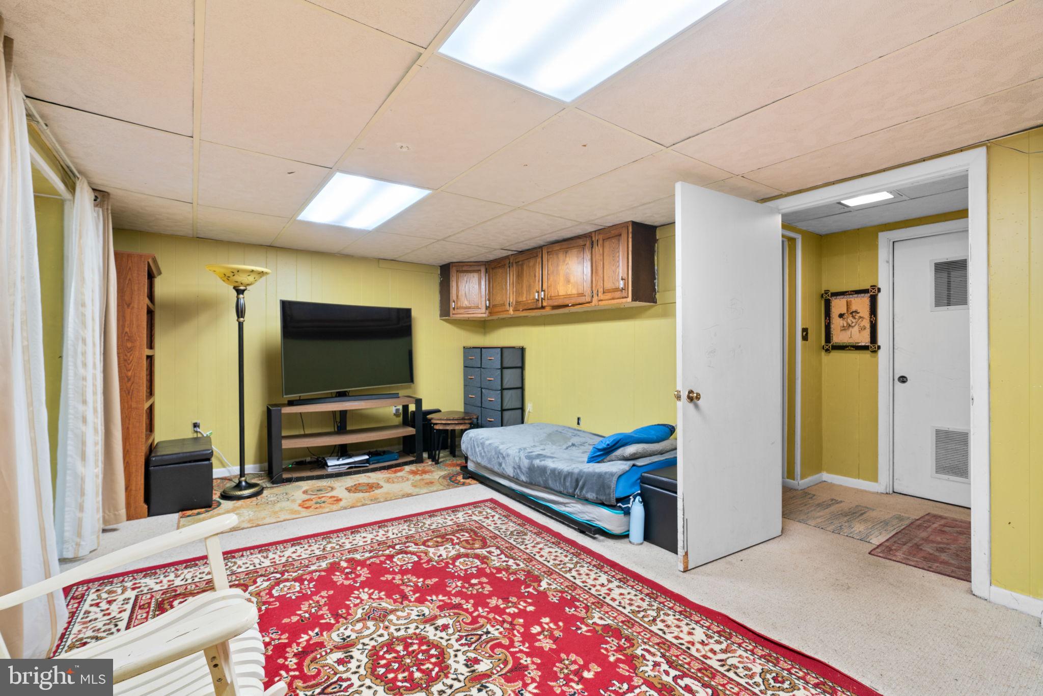 VILLAGE OF WILDE LAKE - Residential