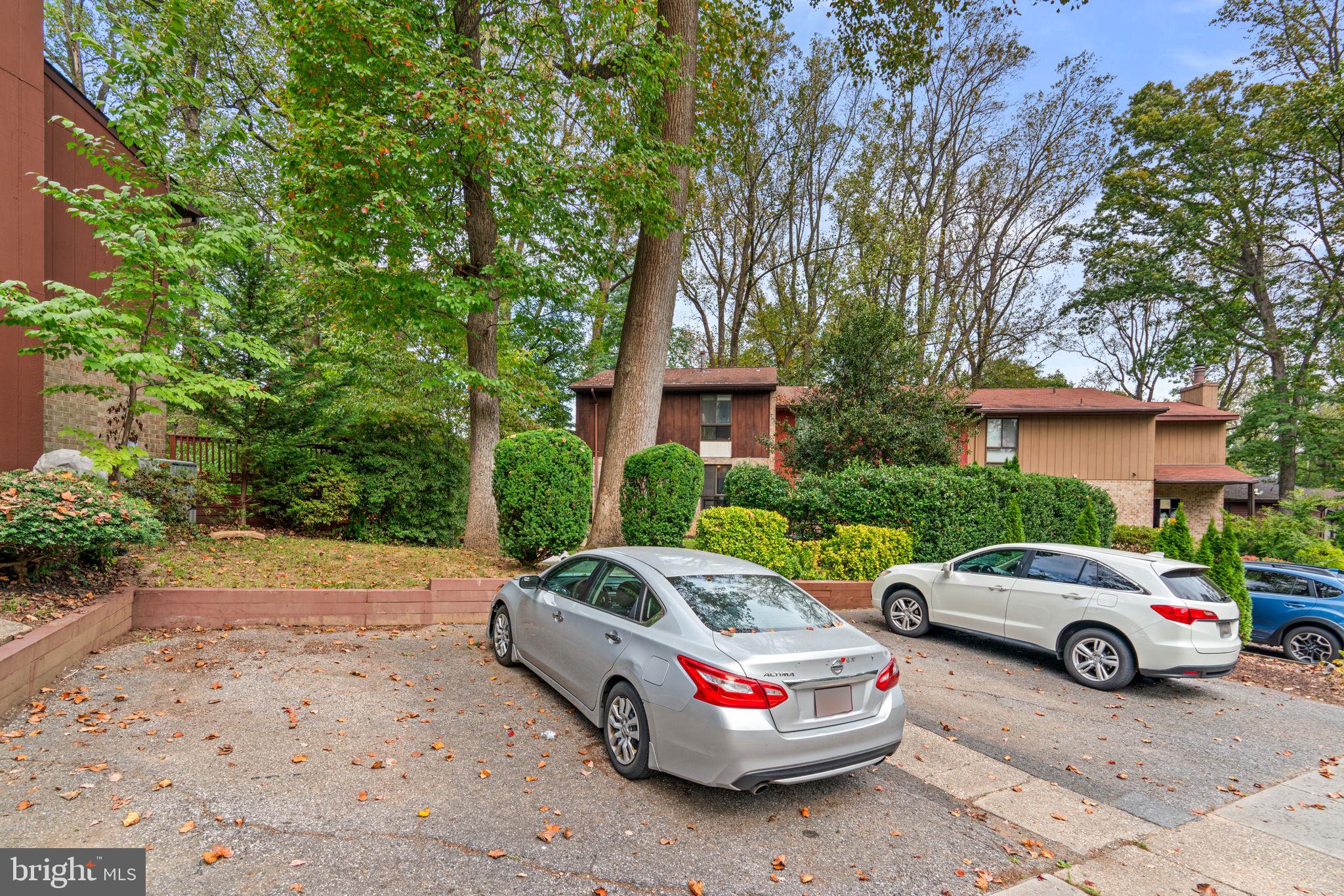 VILLAGE OF WILDE LAKE - Residential