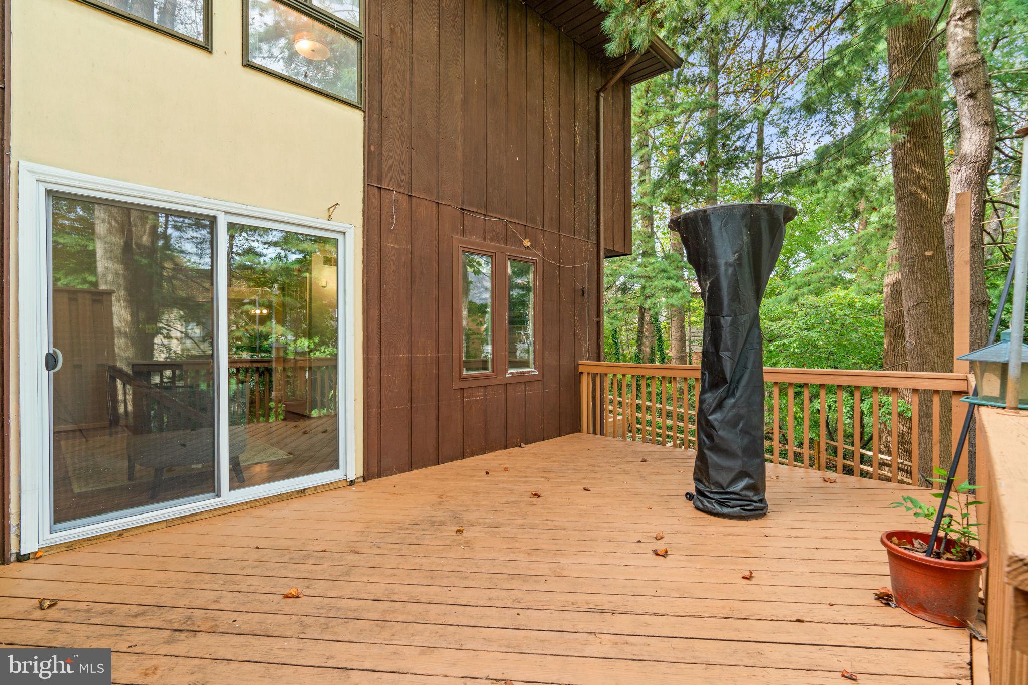 VILLAGE OF WILDE LAKE - Residential