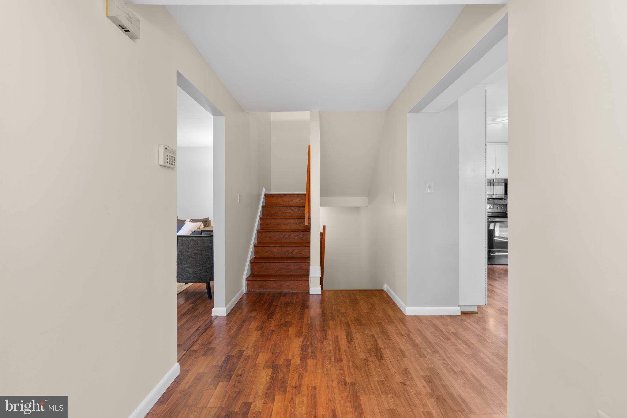 VILLAGE OF WILDE LAKE - Residential