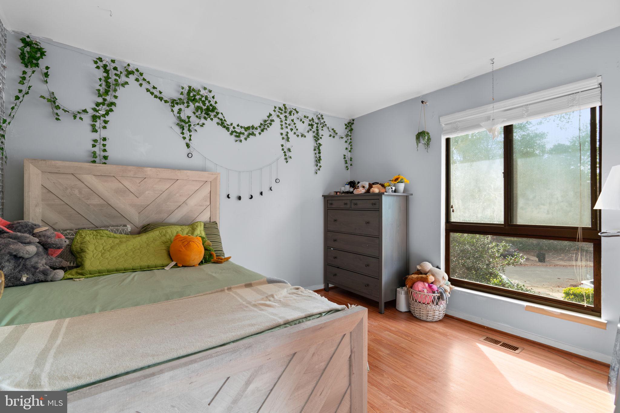 VILLAGE OF WILDE LAKE - Residential