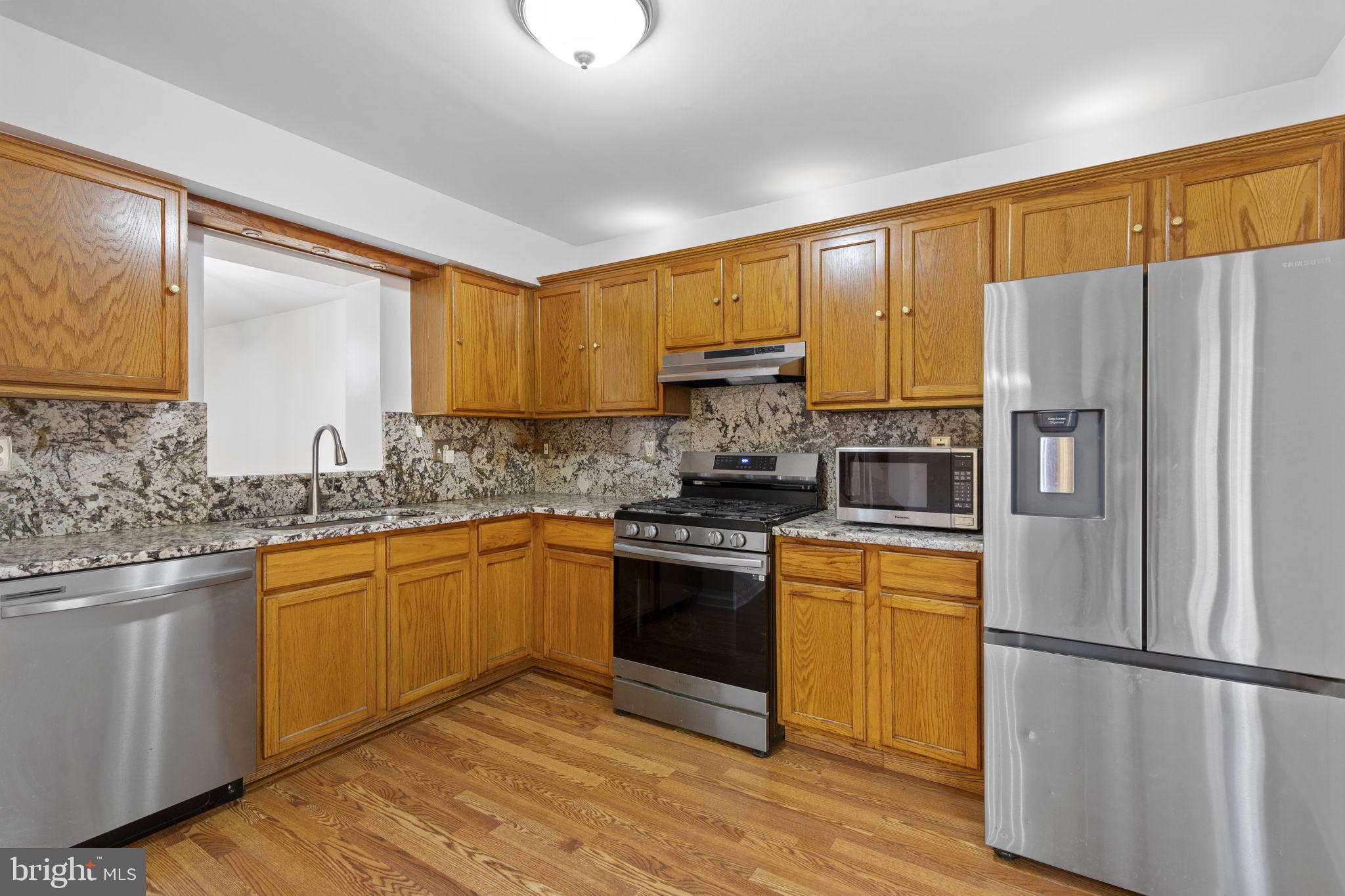 VILLAGE OF LONG REACH - Residential