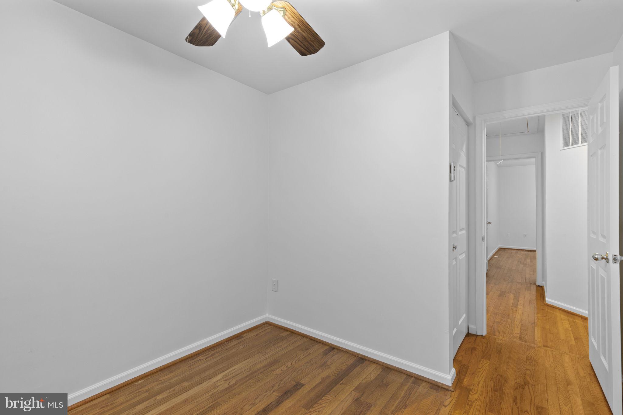 VILLAGE OF LONG REACH - Residential