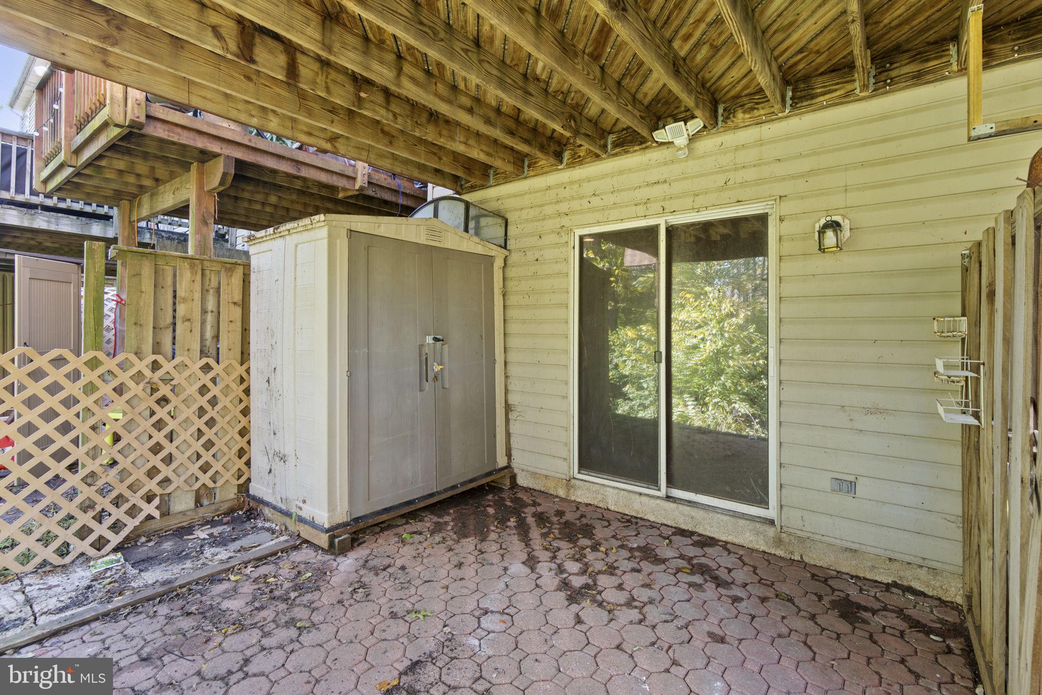 VILLAGE OF LONG REACH - Residential