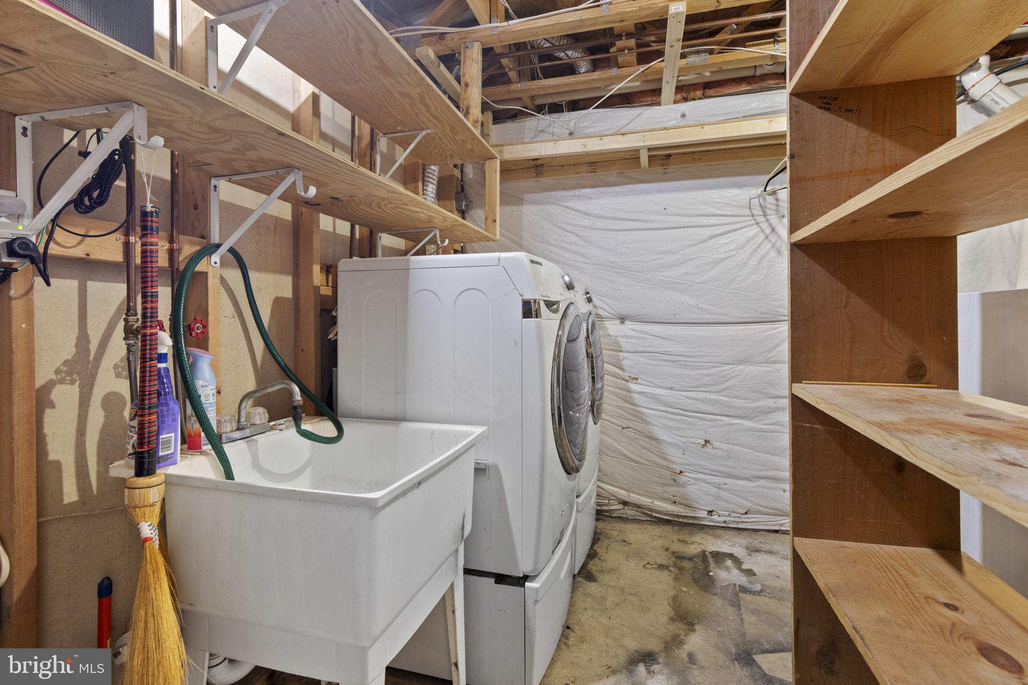 VILLAGE OF LONG REACH - Residential