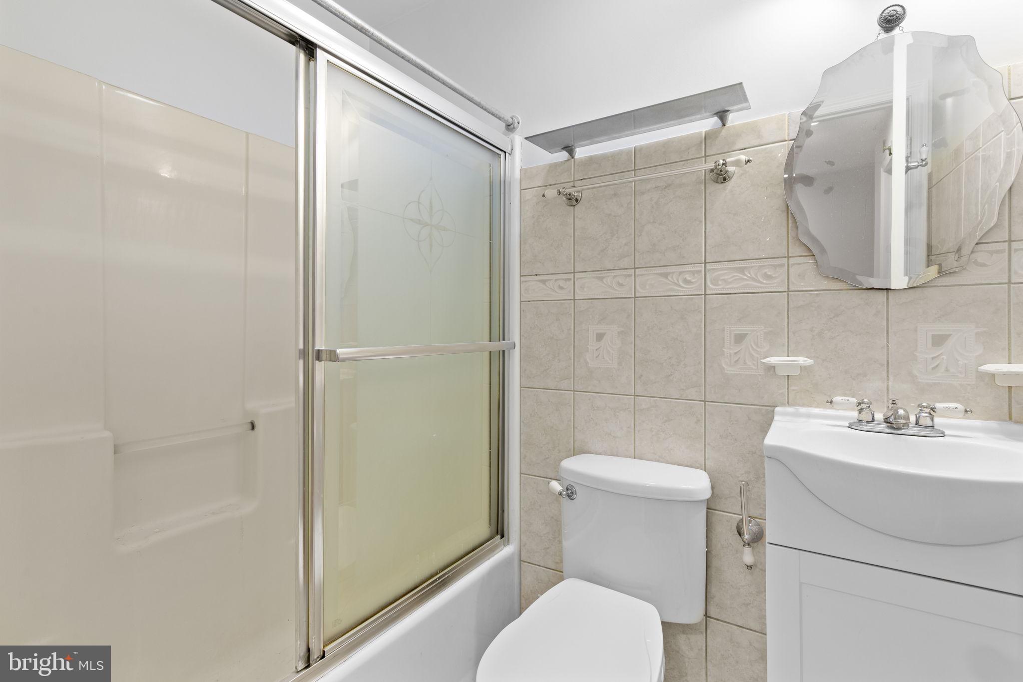 VILLAGE OF LONG REACH - Residential