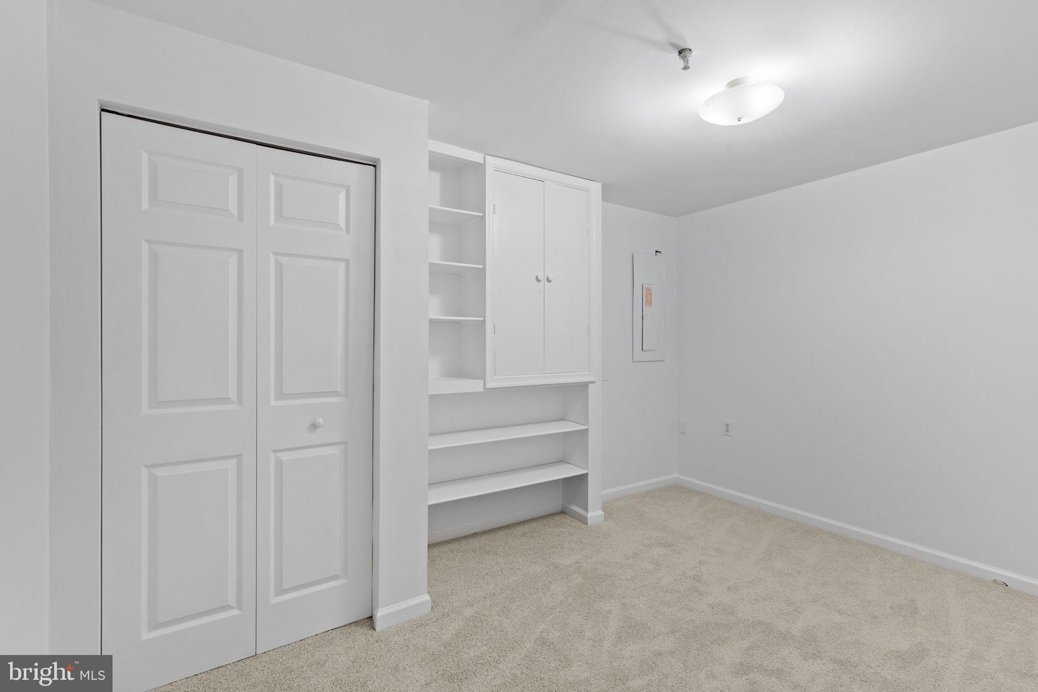 VILLAGE OF LONG REACH - Residential