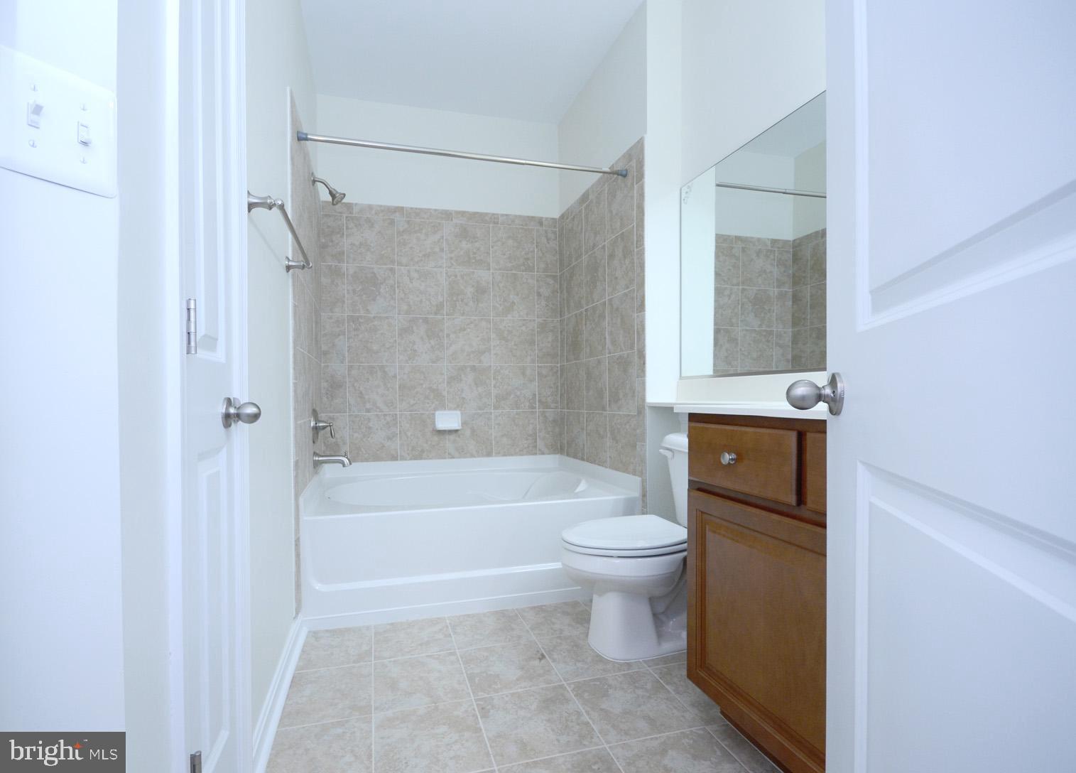 ANNE ARUNDEL - Residential Lease