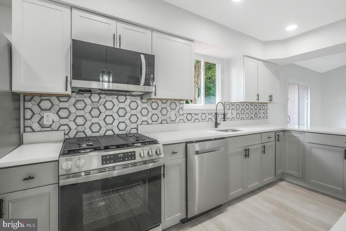 SKYLINE HILLS PLAT FOUR - Residential