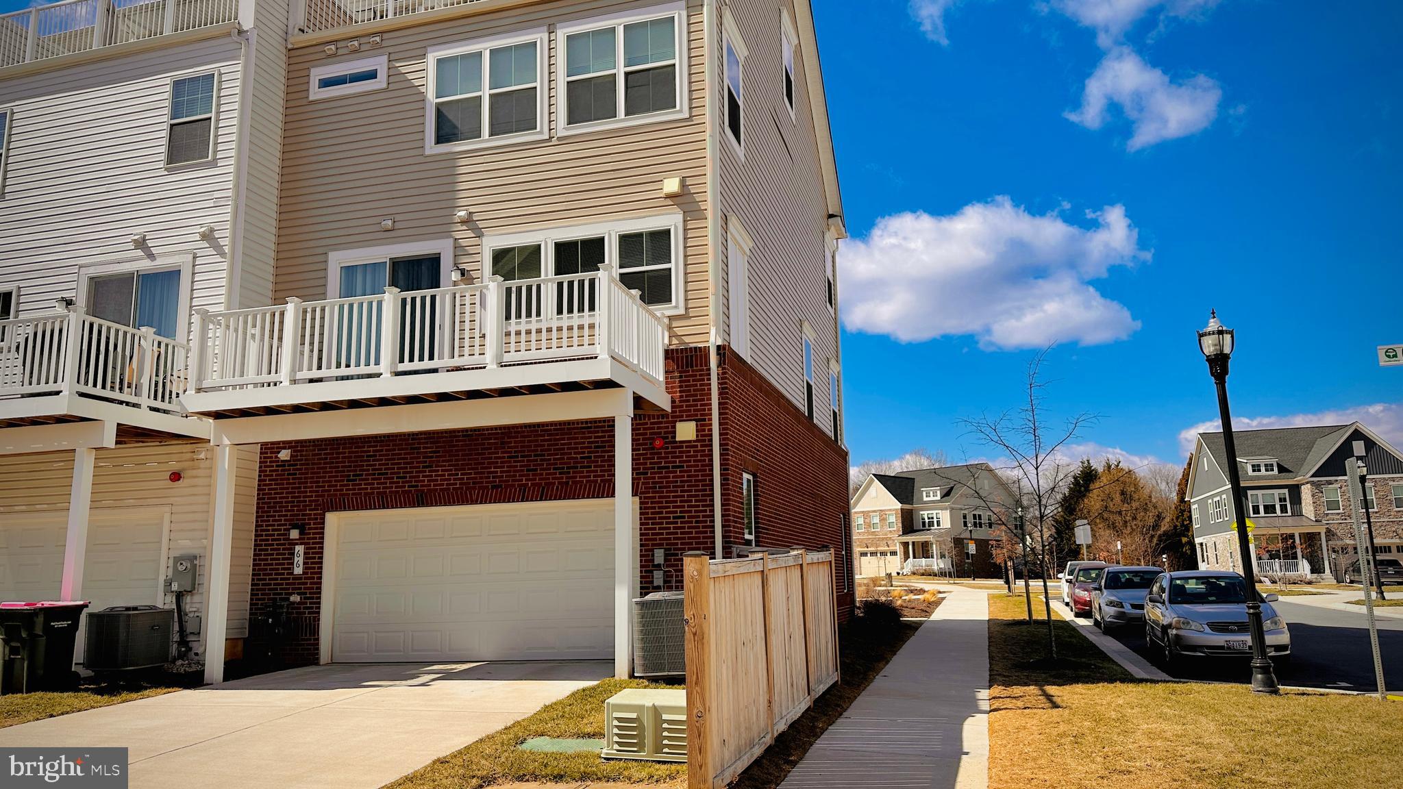 QUINCE ORCHARD - Residential Lease