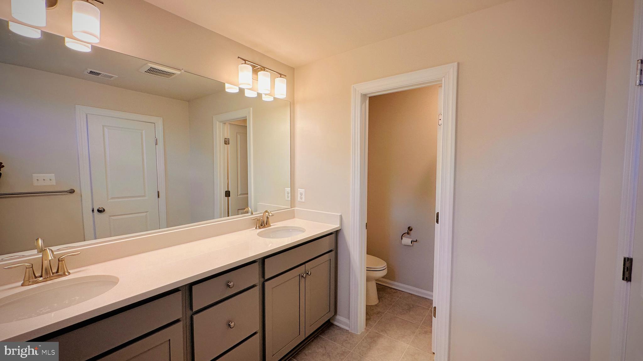 QUINCE ORCHARD - Residential Lease