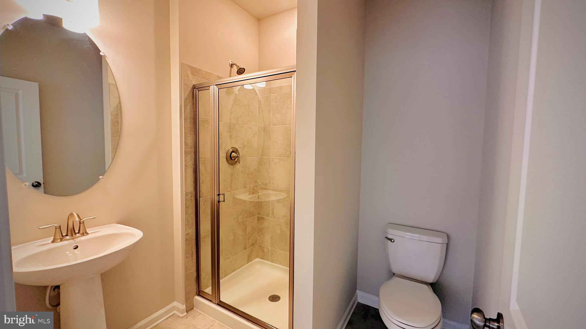 QUINCE ORCHARD - Residential Lease