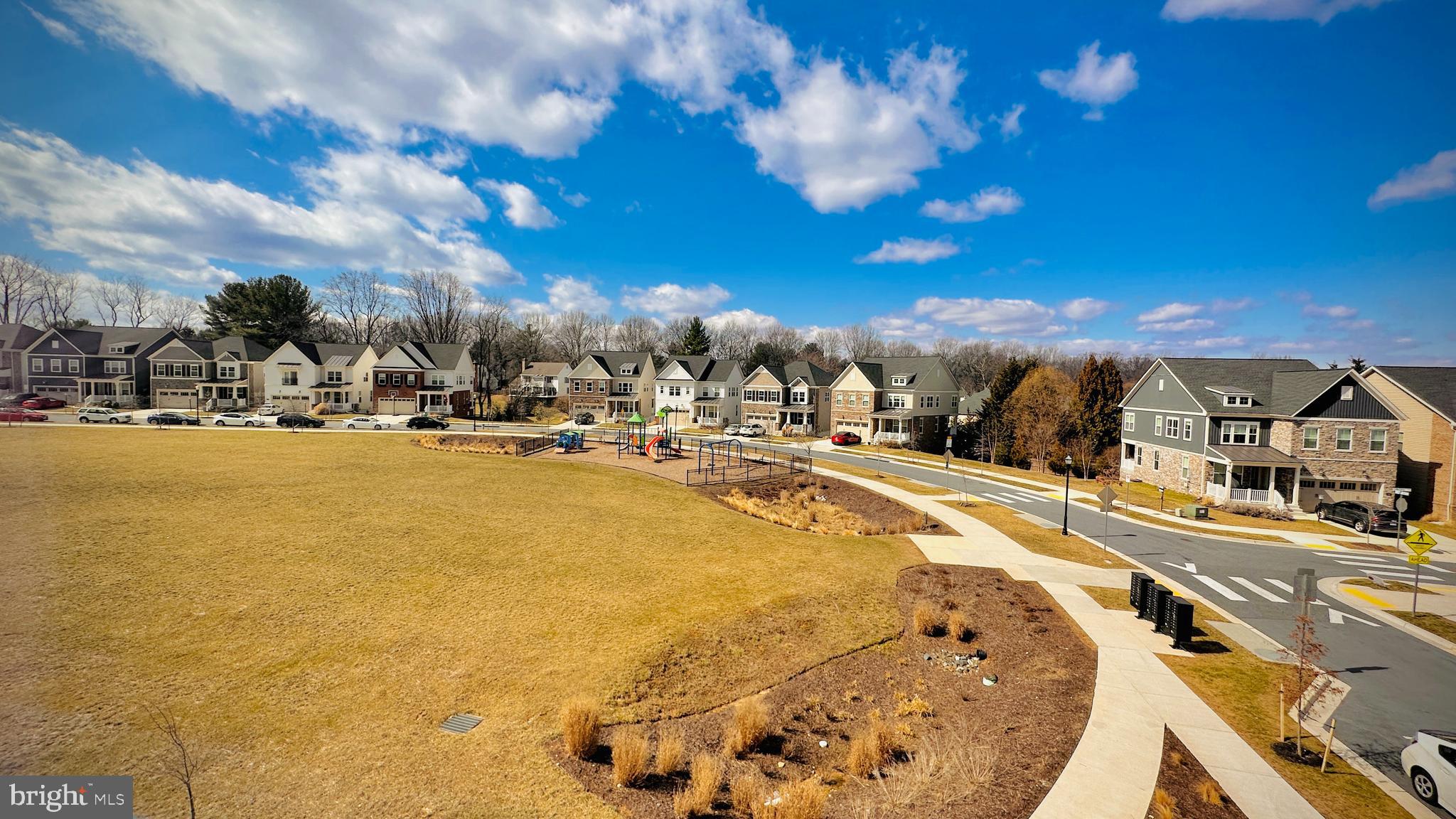 QUINCE ORCHARD - Residential Lease