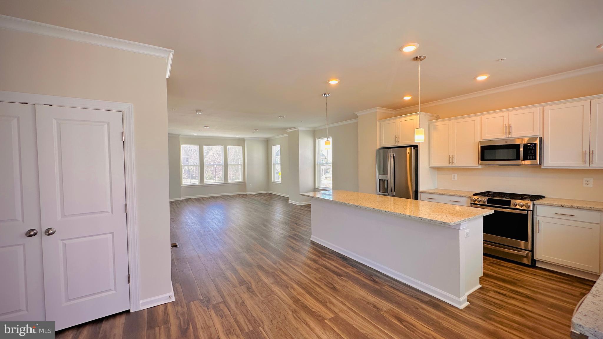 QUINCE ORCHARD - Residential Lease