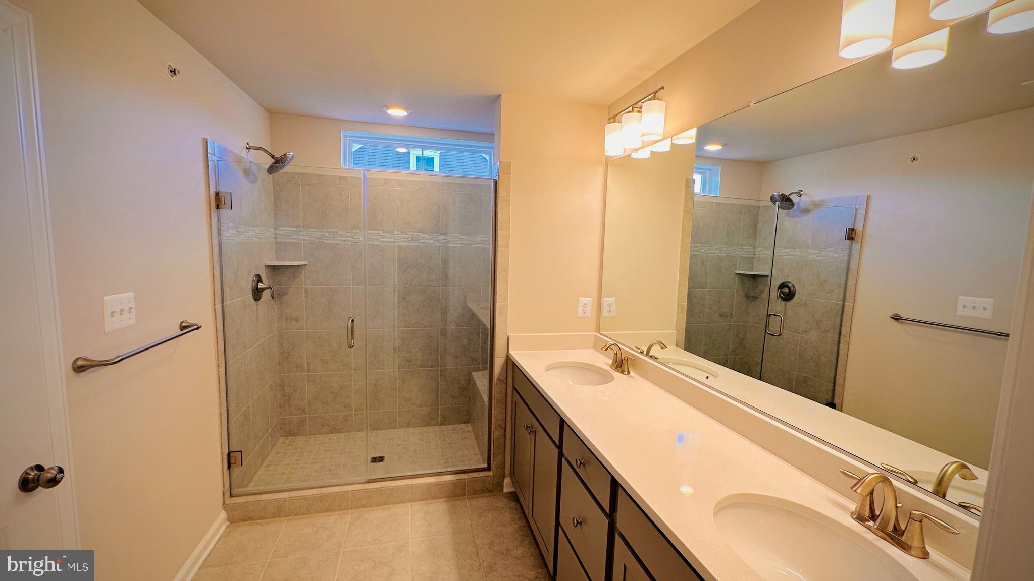 QUINCE ORCHARD - Residential Lease