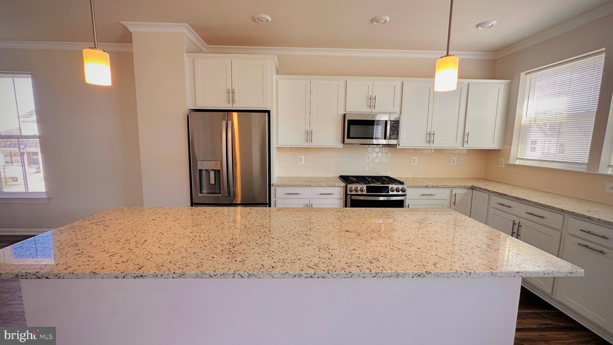 QUINCE ORCHARD - Residential Lease