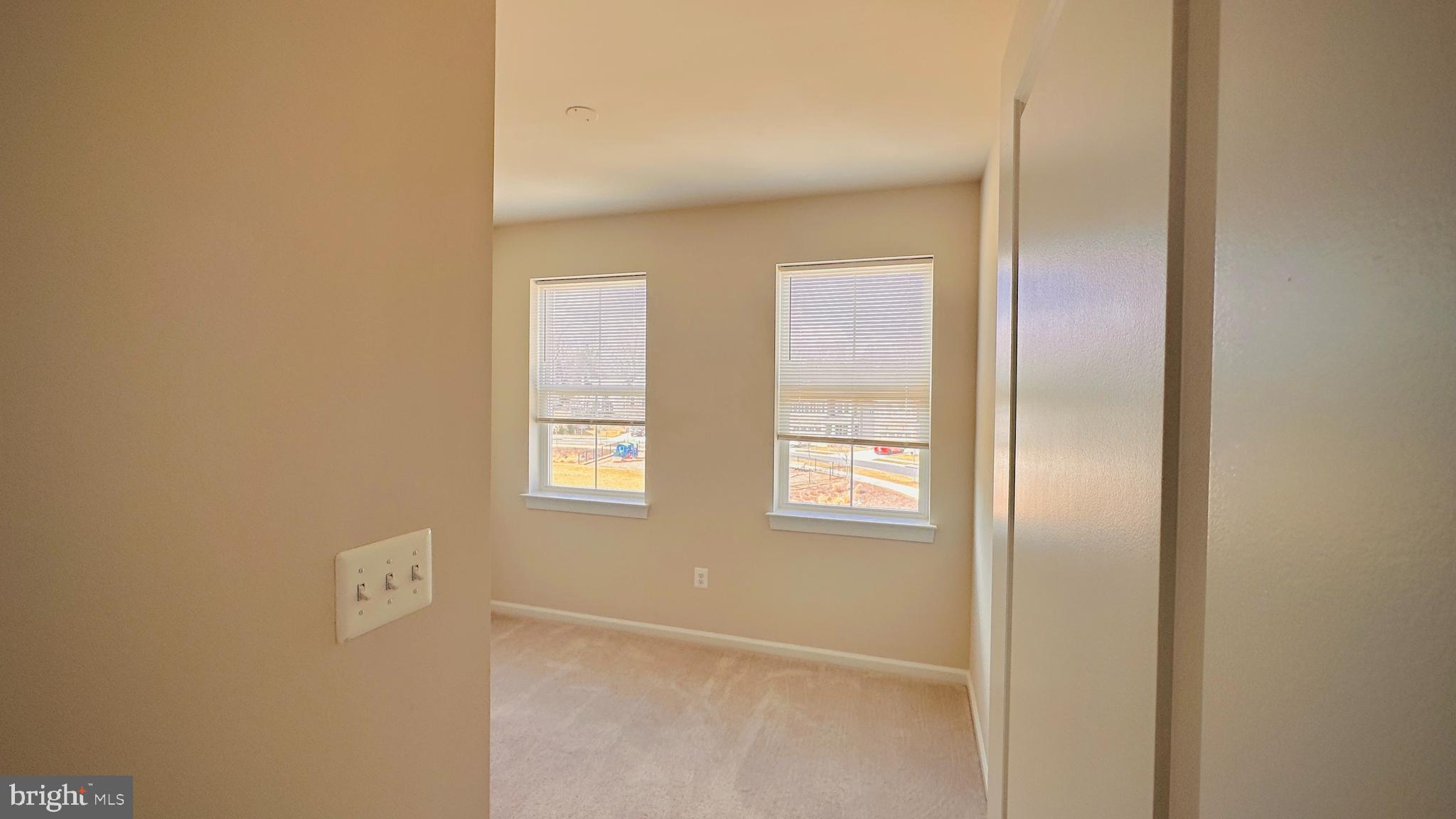 QUINCE ORCHARD - Residential Lease