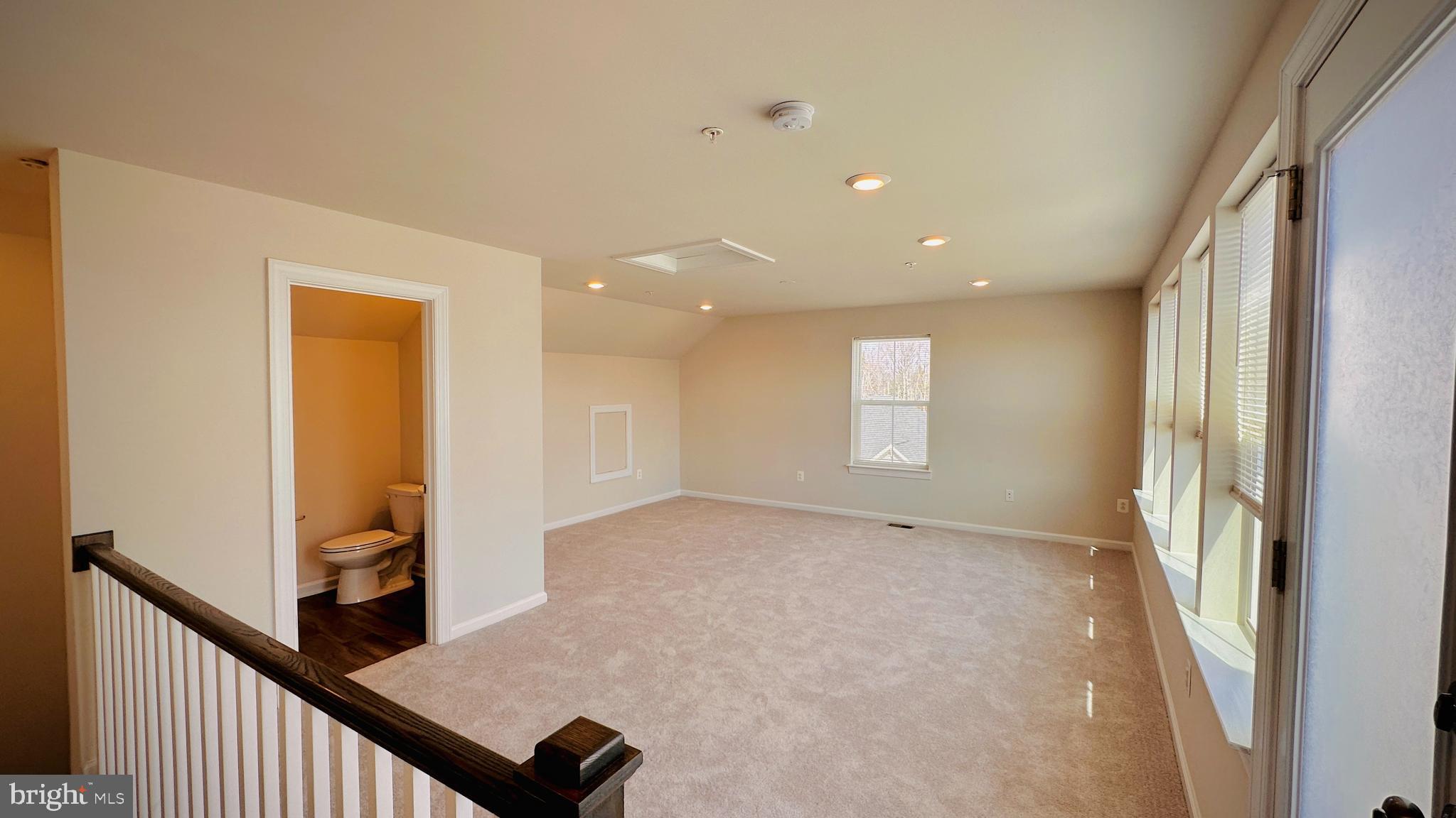 QUINCE ORCHARD - Residential Lease