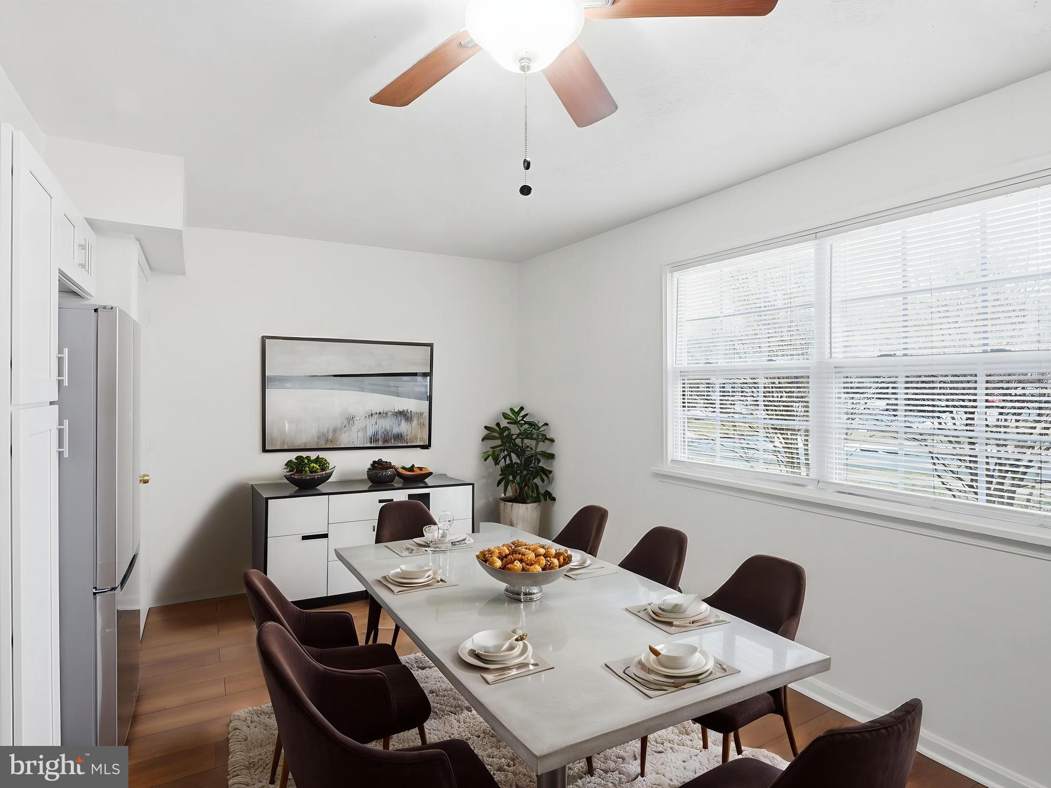 HARFORD SQUARE - Residential