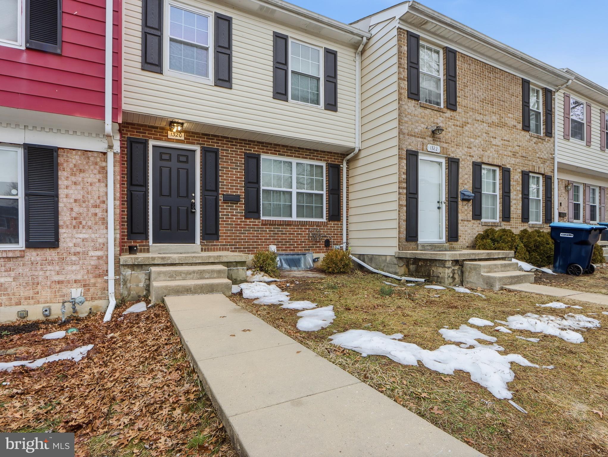 HARFORD SQUARE - Residential