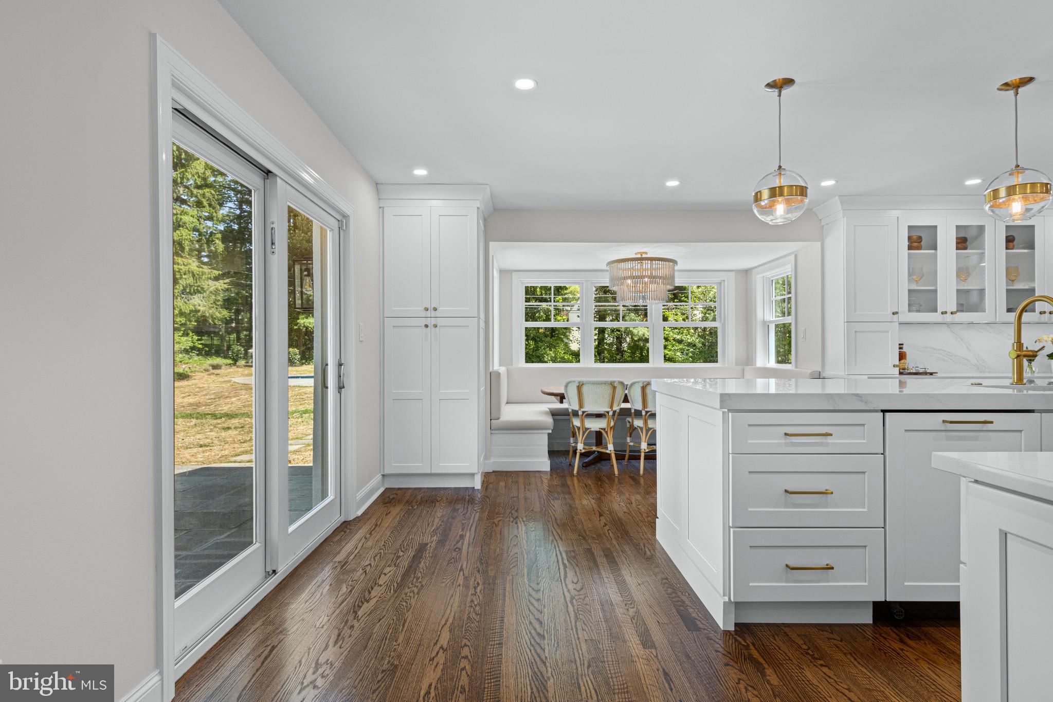 ROLLING MEADOW EST - Residential
