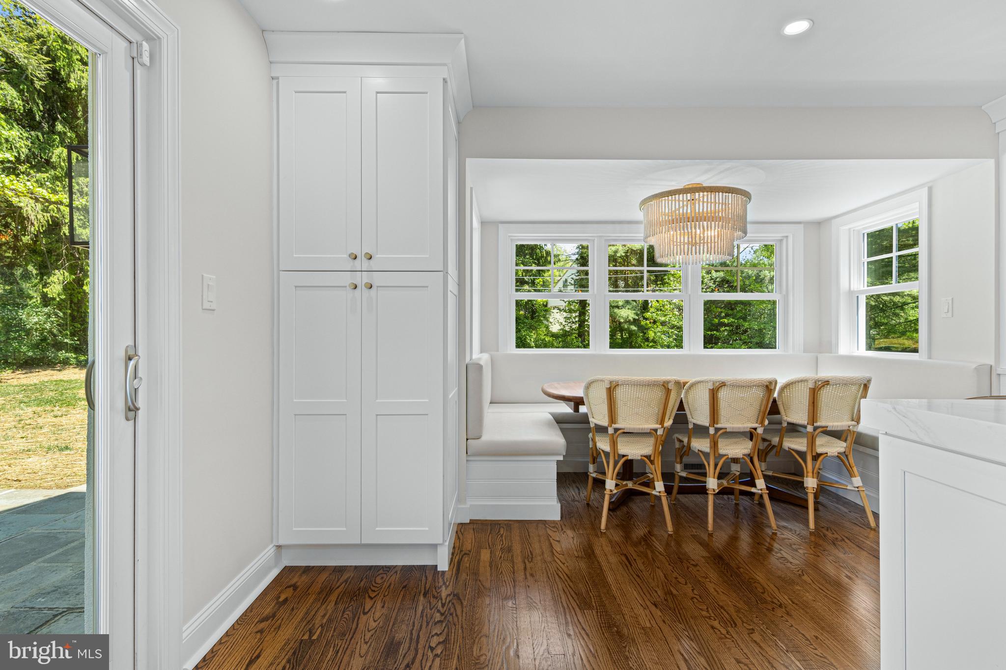 ROLLING MEADOW EST - Residential
