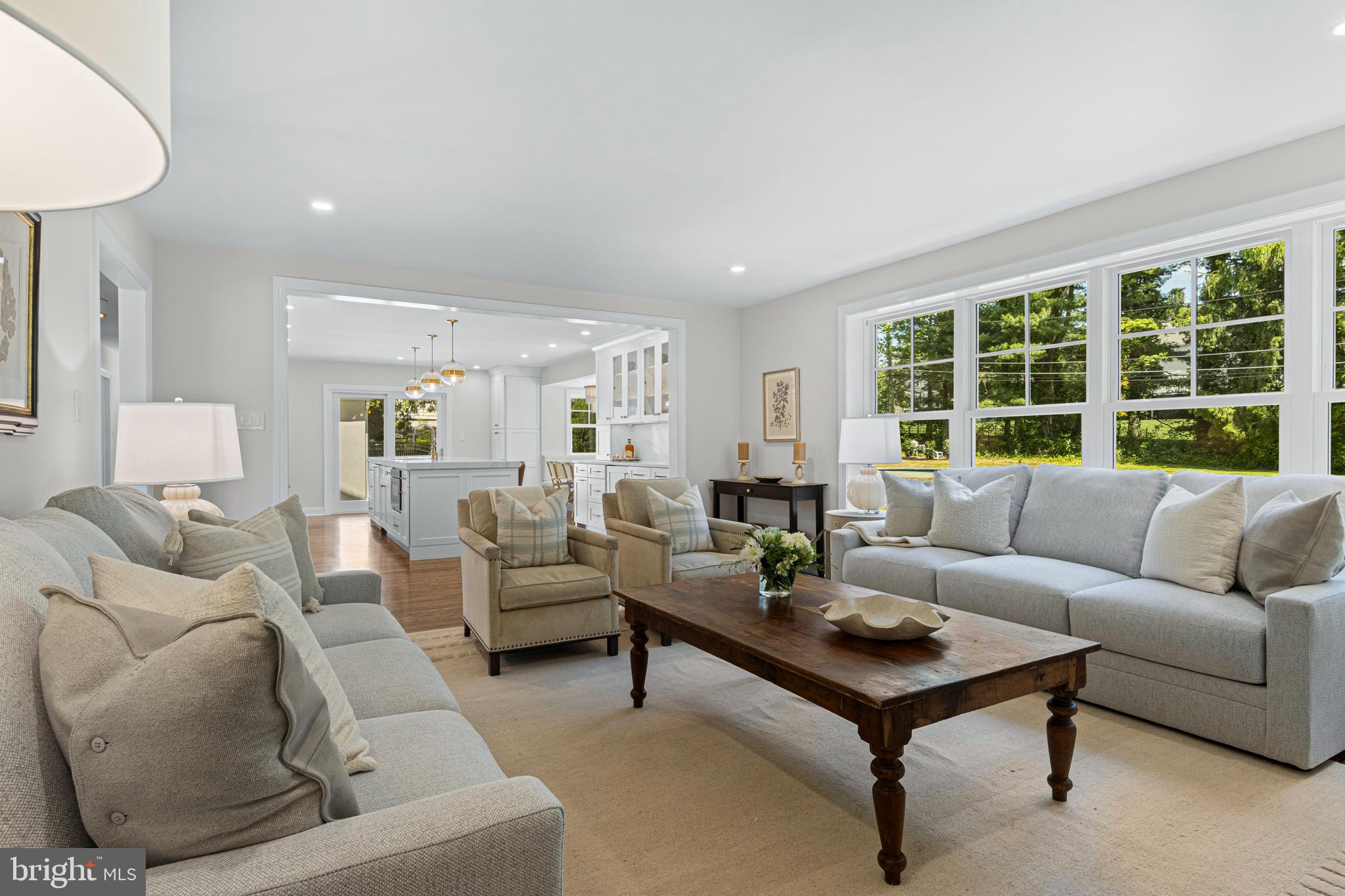 ROLLING MEADOW EST - Residential