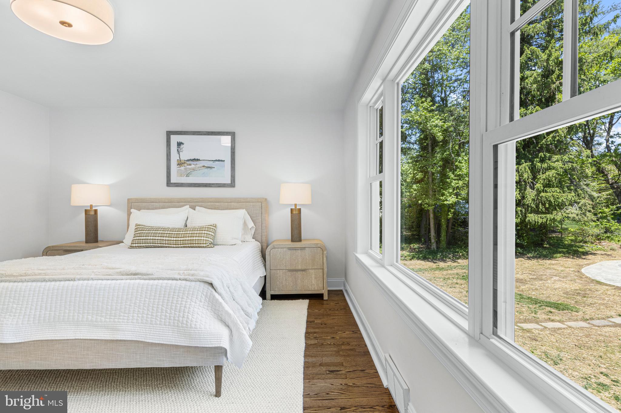 ROLLING MEADOW EST - Residential