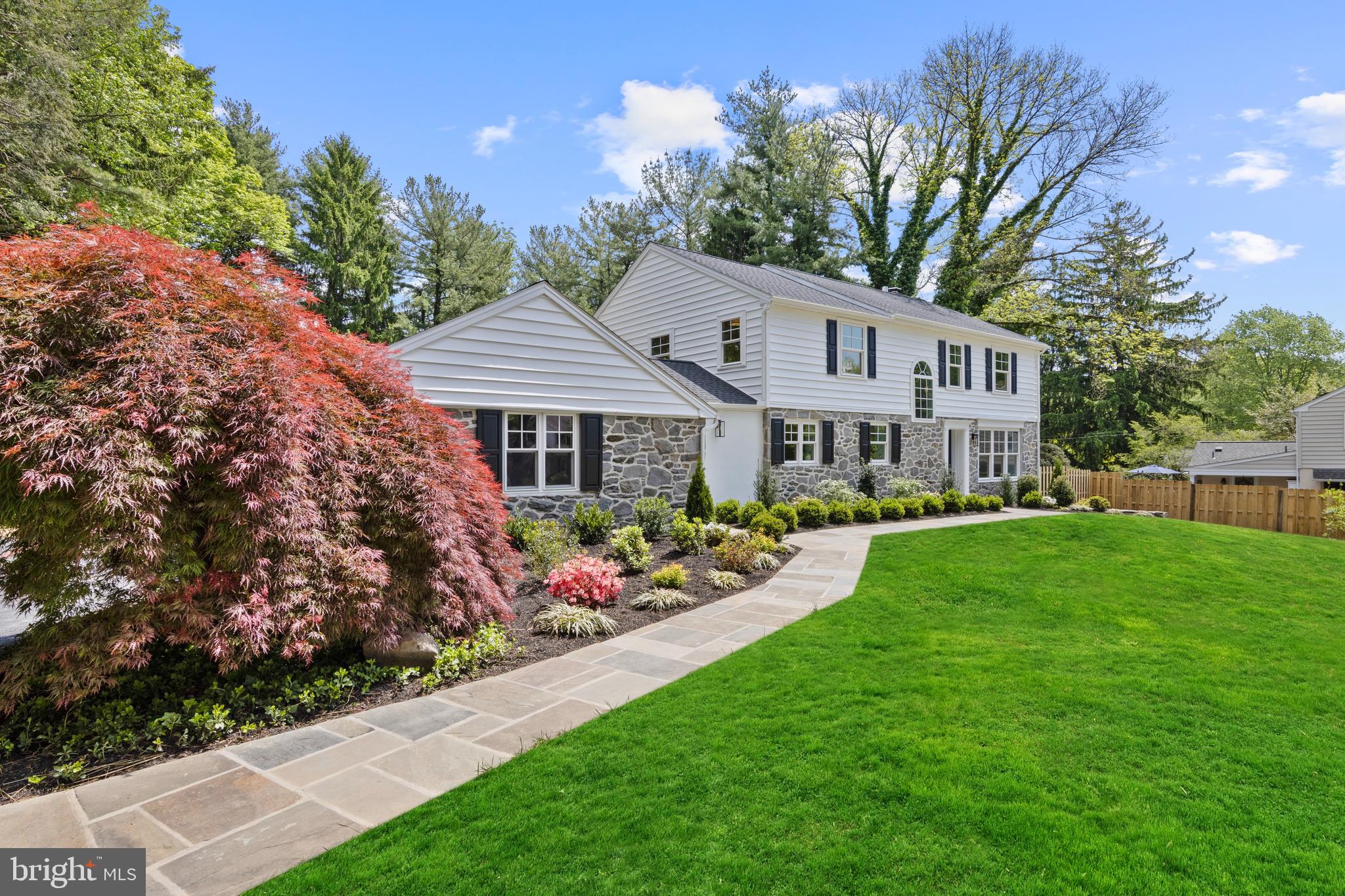 ROLLING MEADOW EST - Residential
