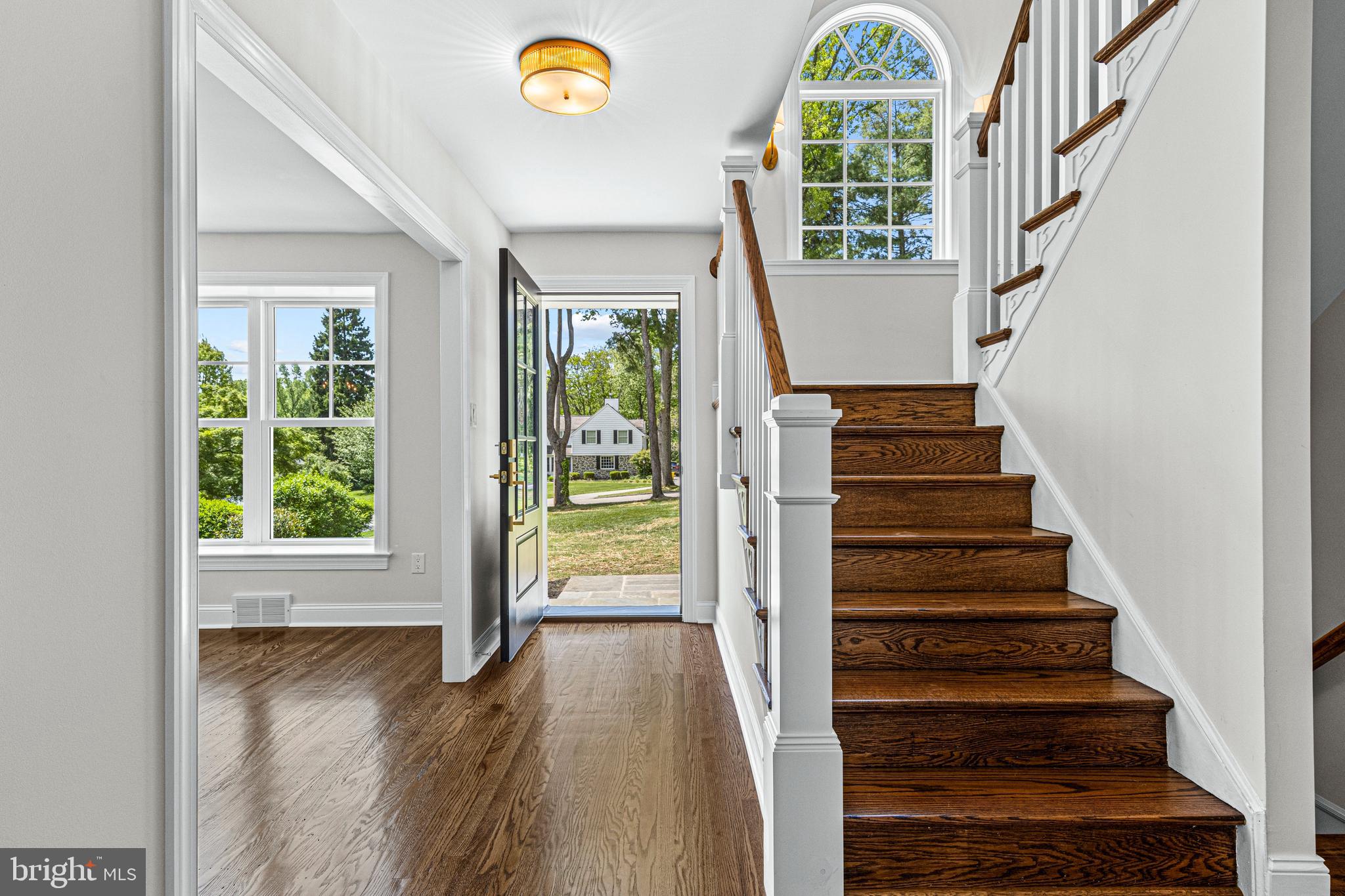ROLLING MEADOW EST - Residential