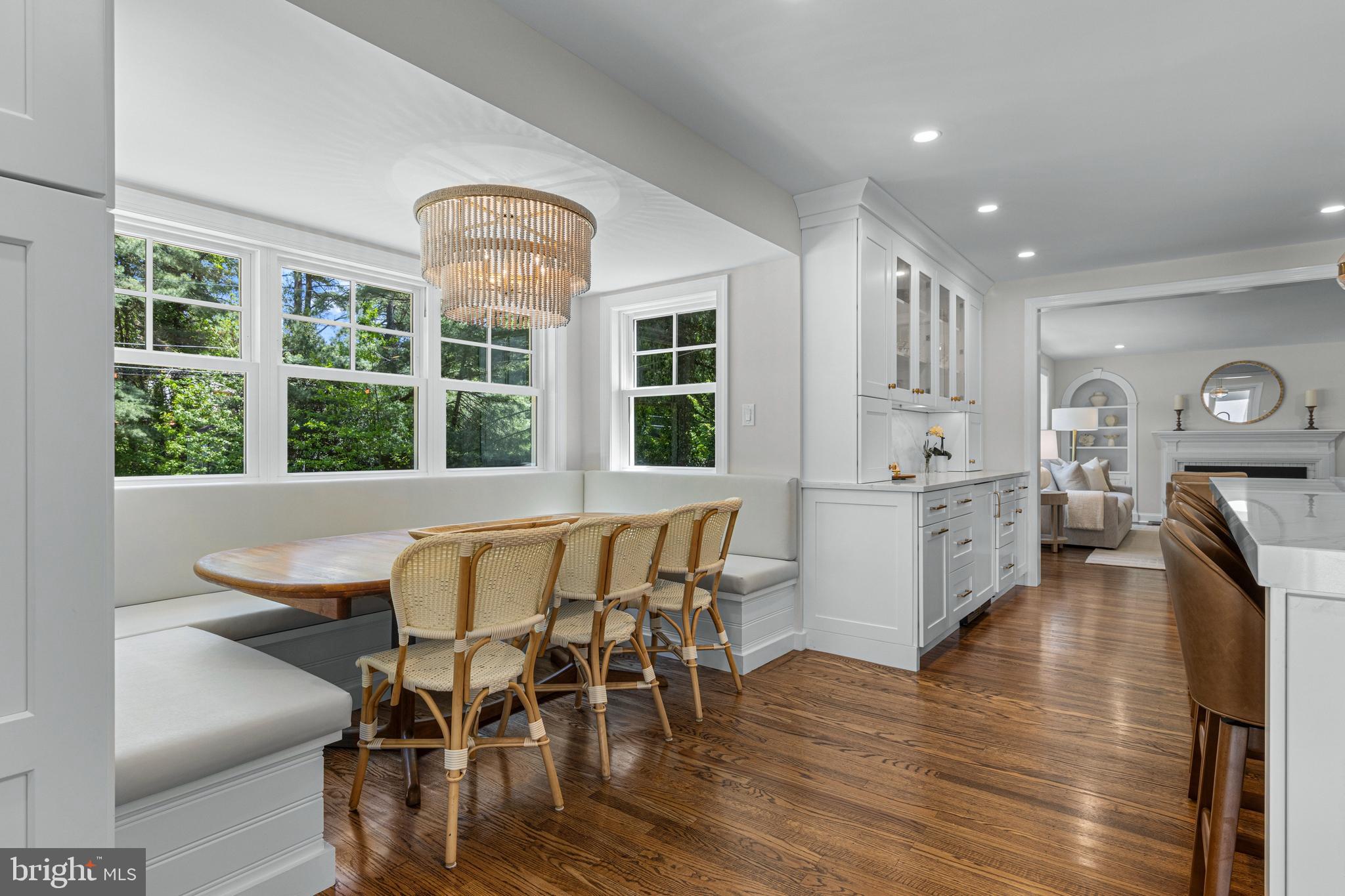 ROLLING MEADOW EST - Residential