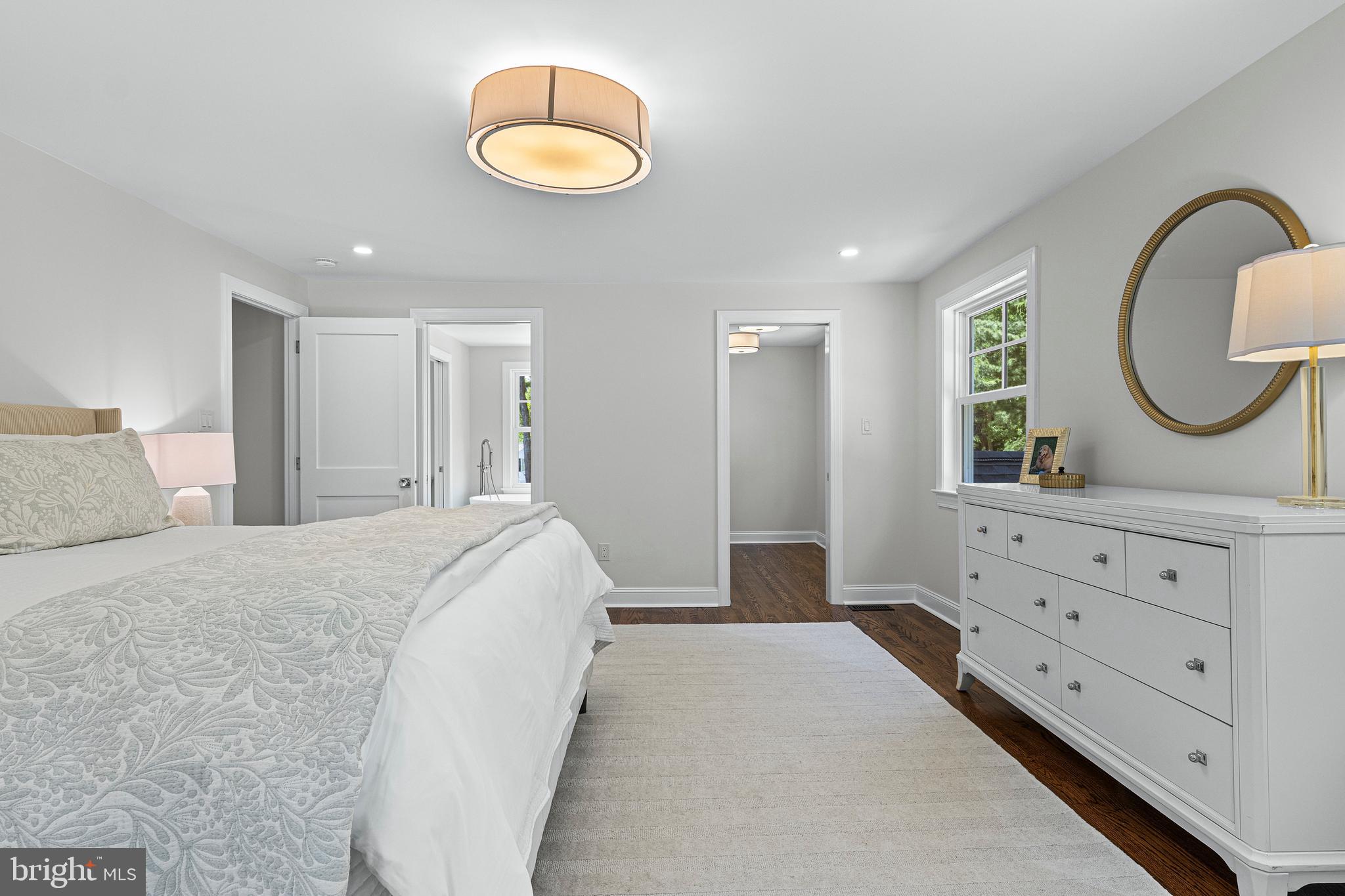 ROLLING MEADOW EST - Residential