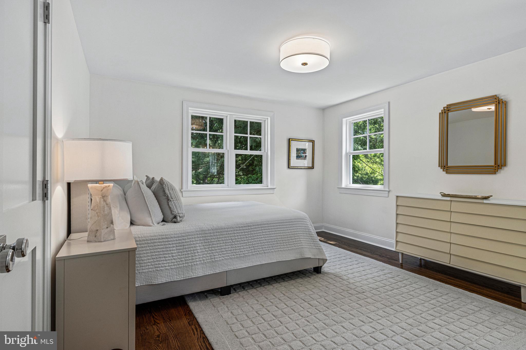 ROLLING MEADOW EST - Residential