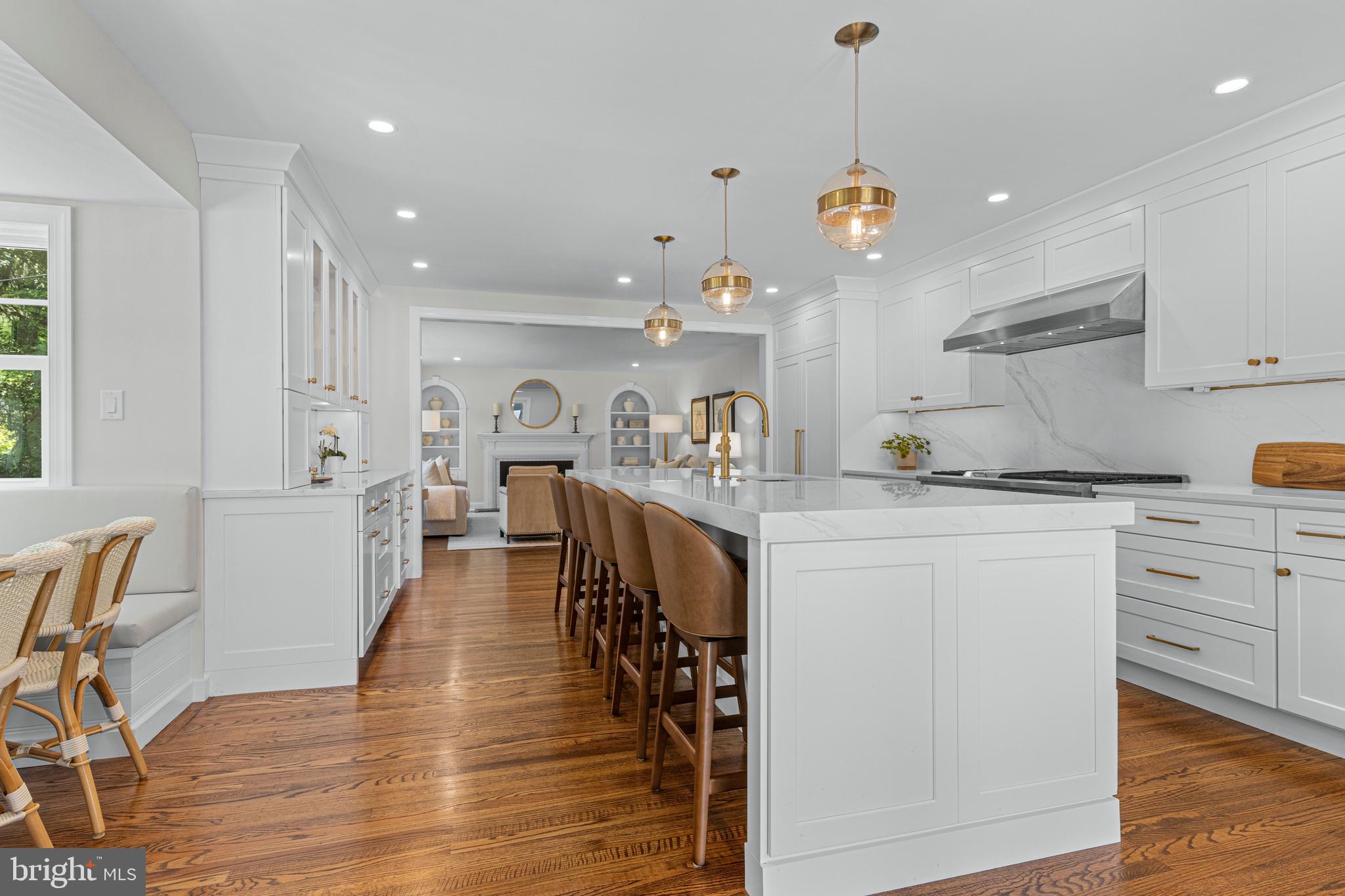ROLLING MEADOW EST - Residential