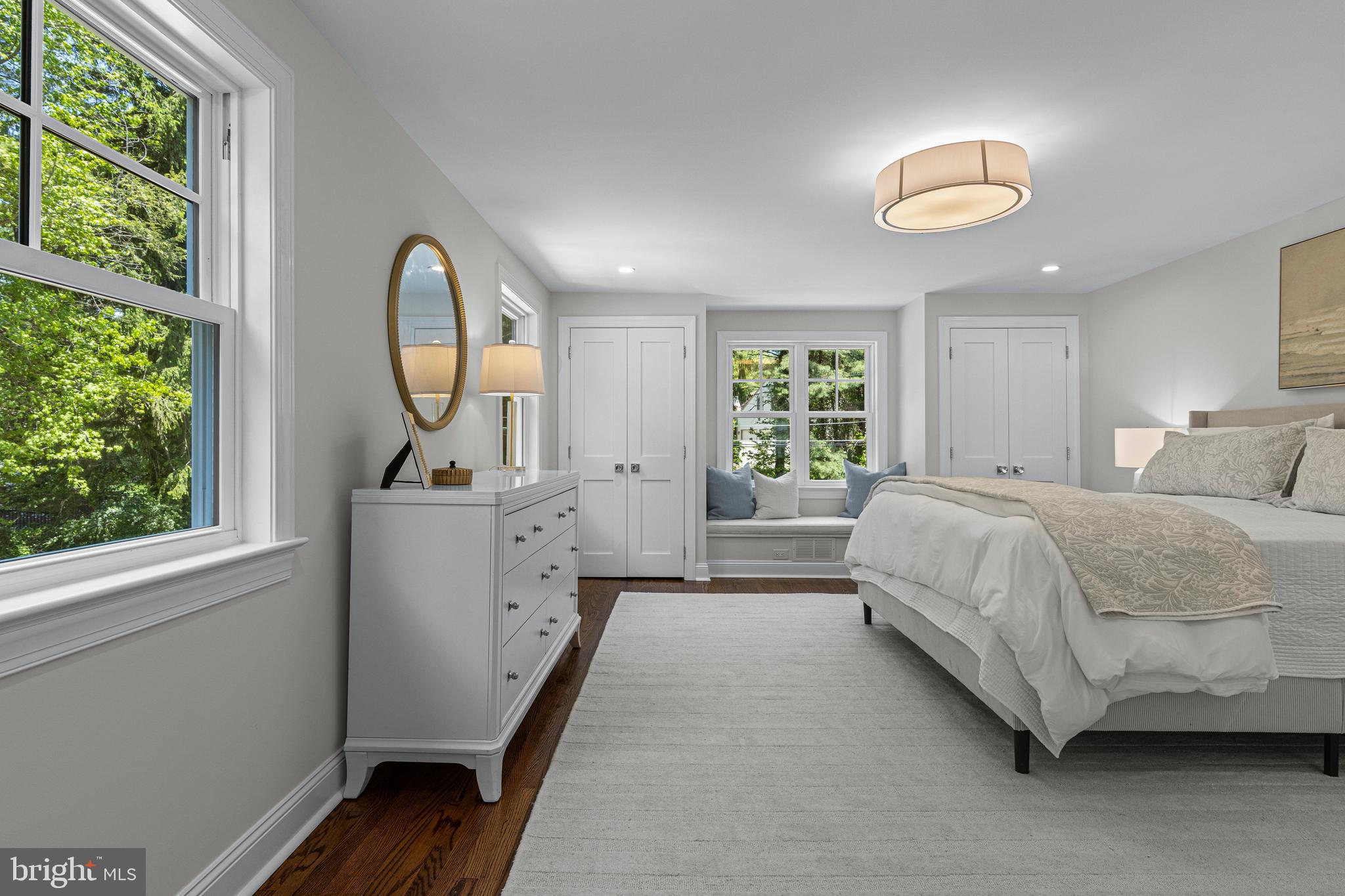 ROLLING MEADOW EST - Residential