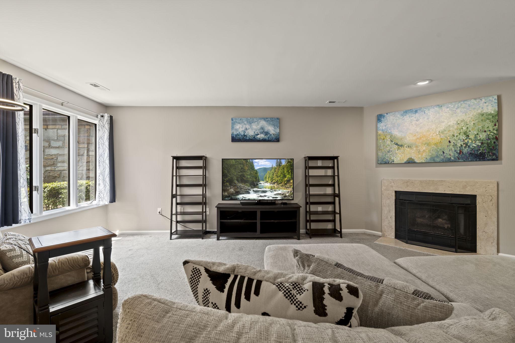 51 WOODMONT