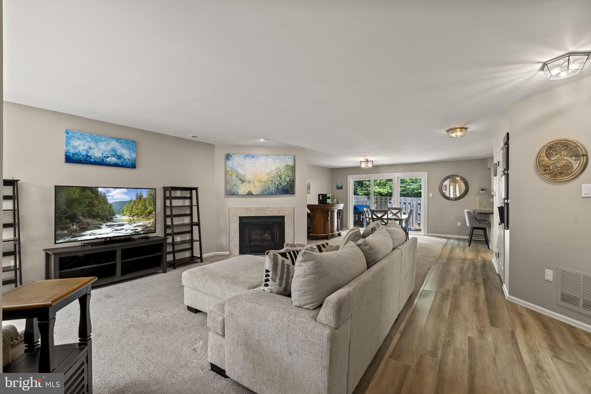 51 WOODMONT