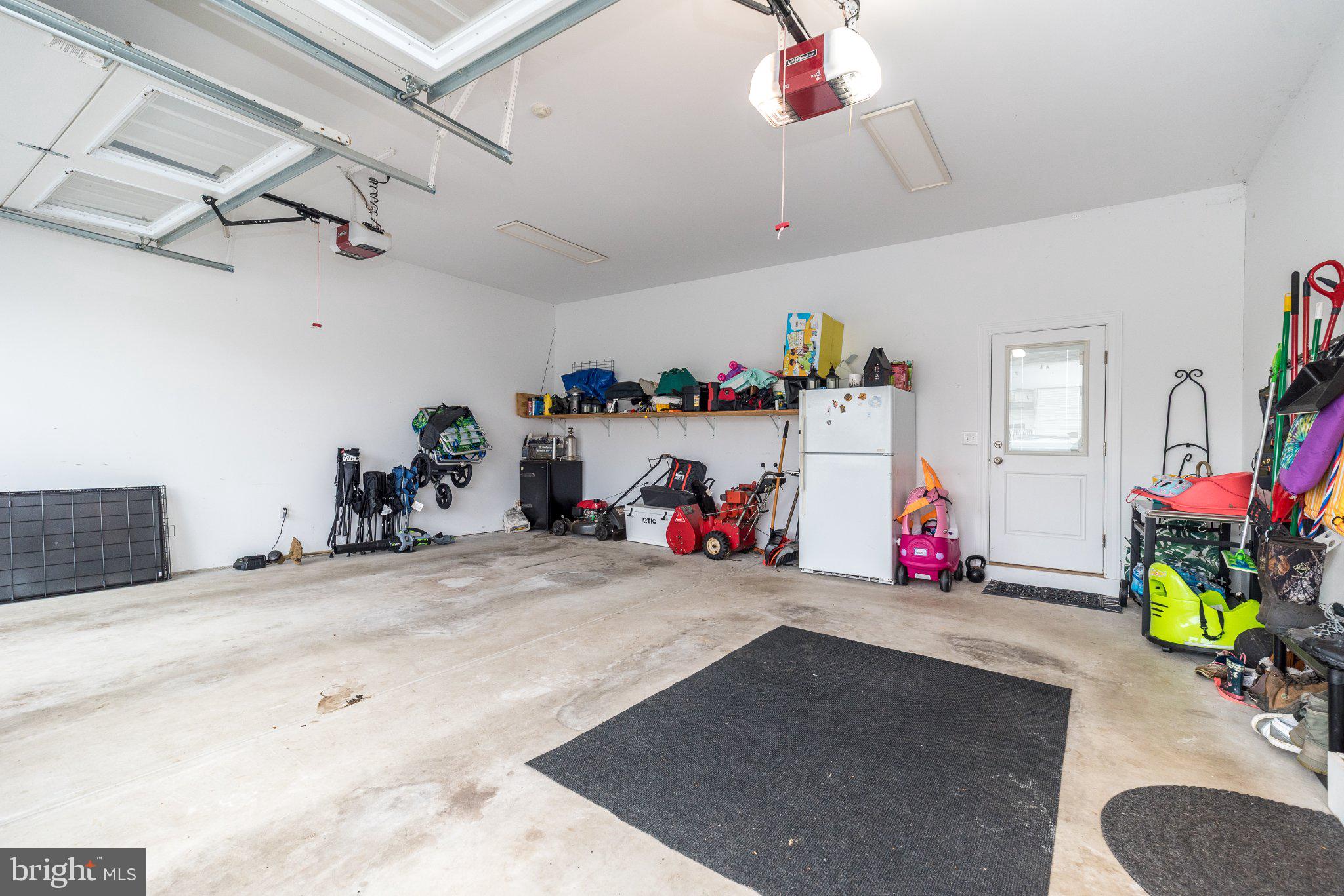 HIGH MEADOW - Residential