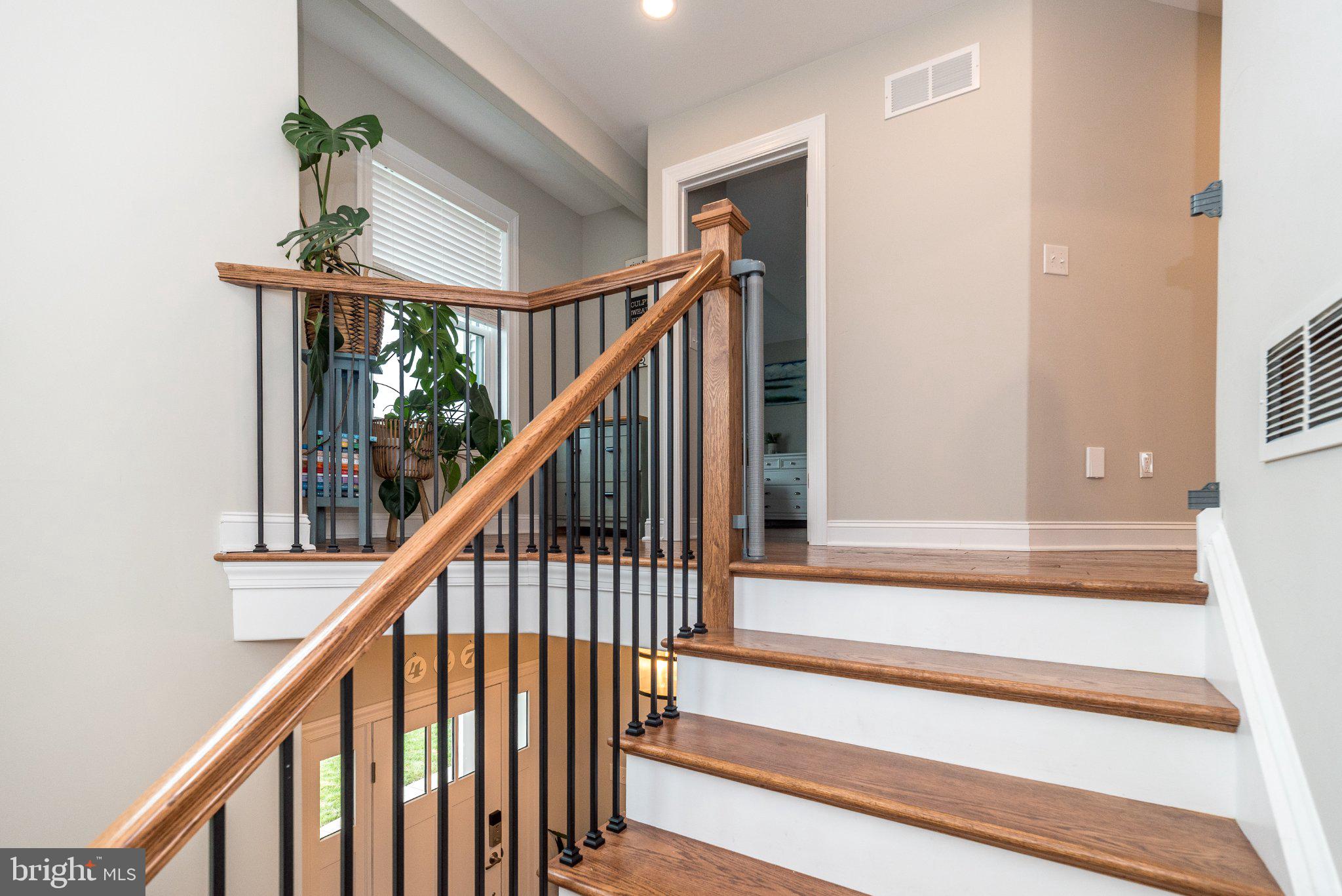 HIGH MEADOW - Residential