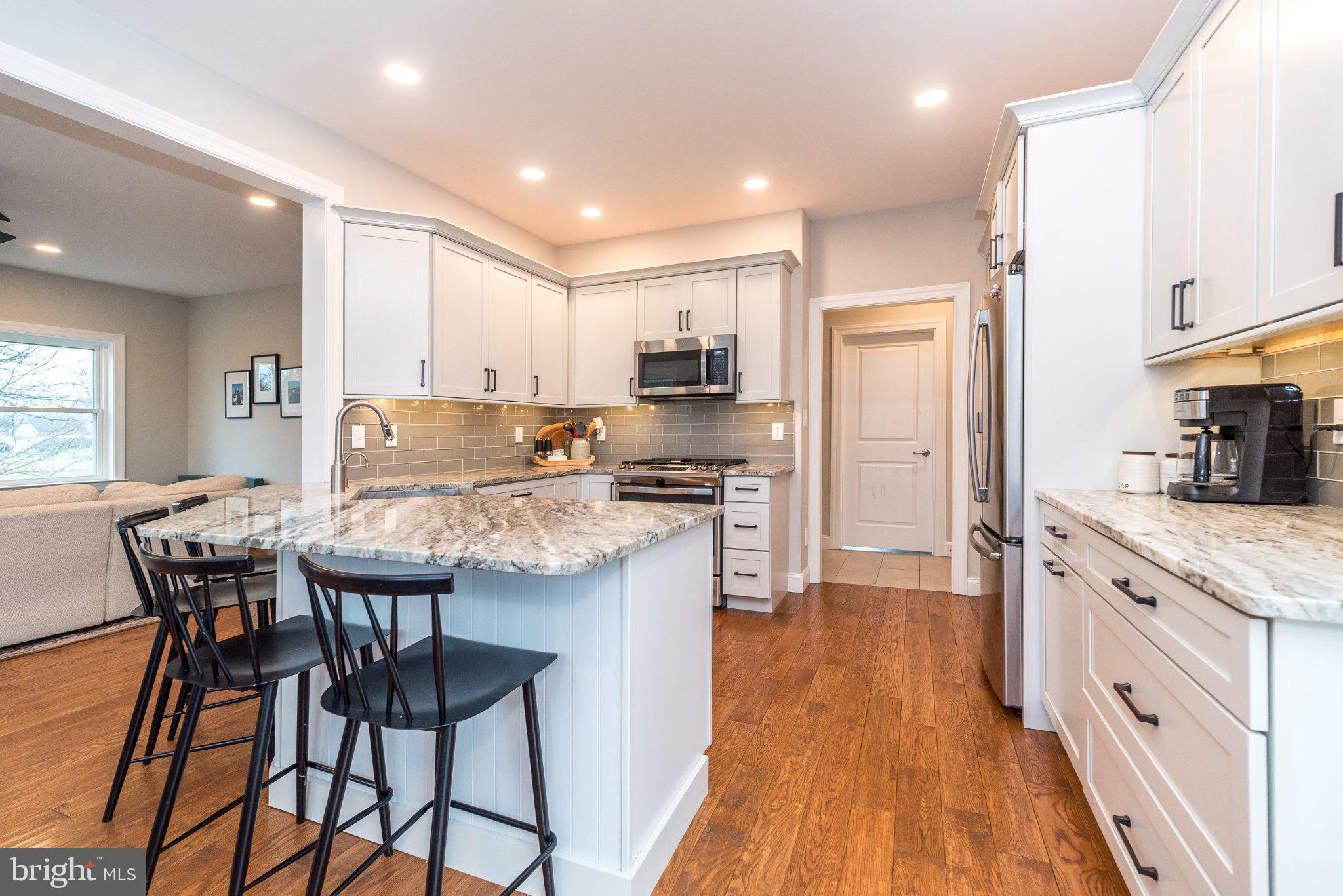 HIGH MEADOW - Residential