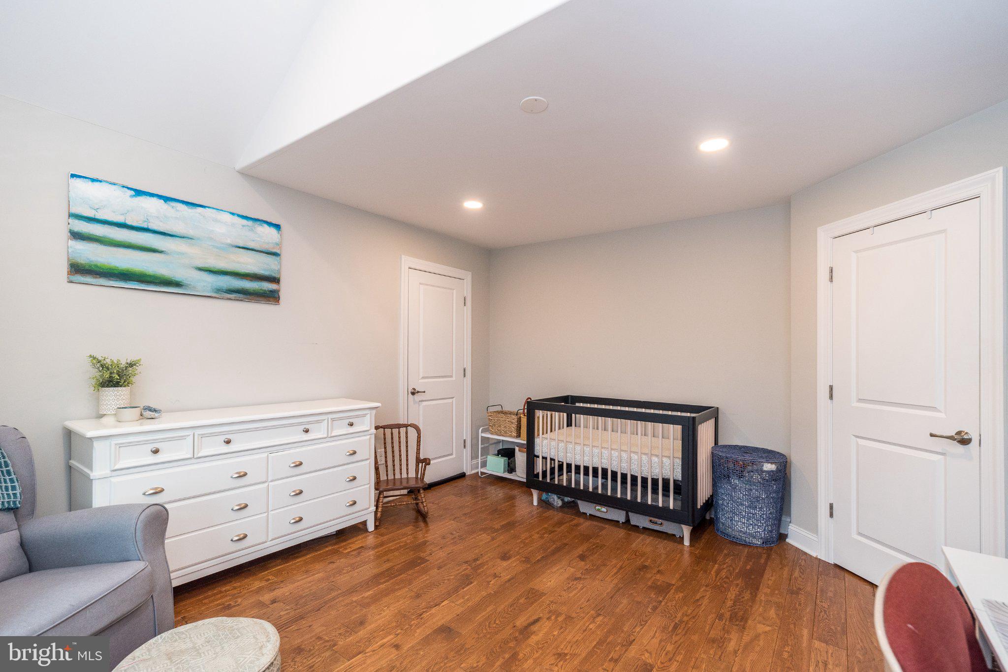 HIGH MEADOW - Residential