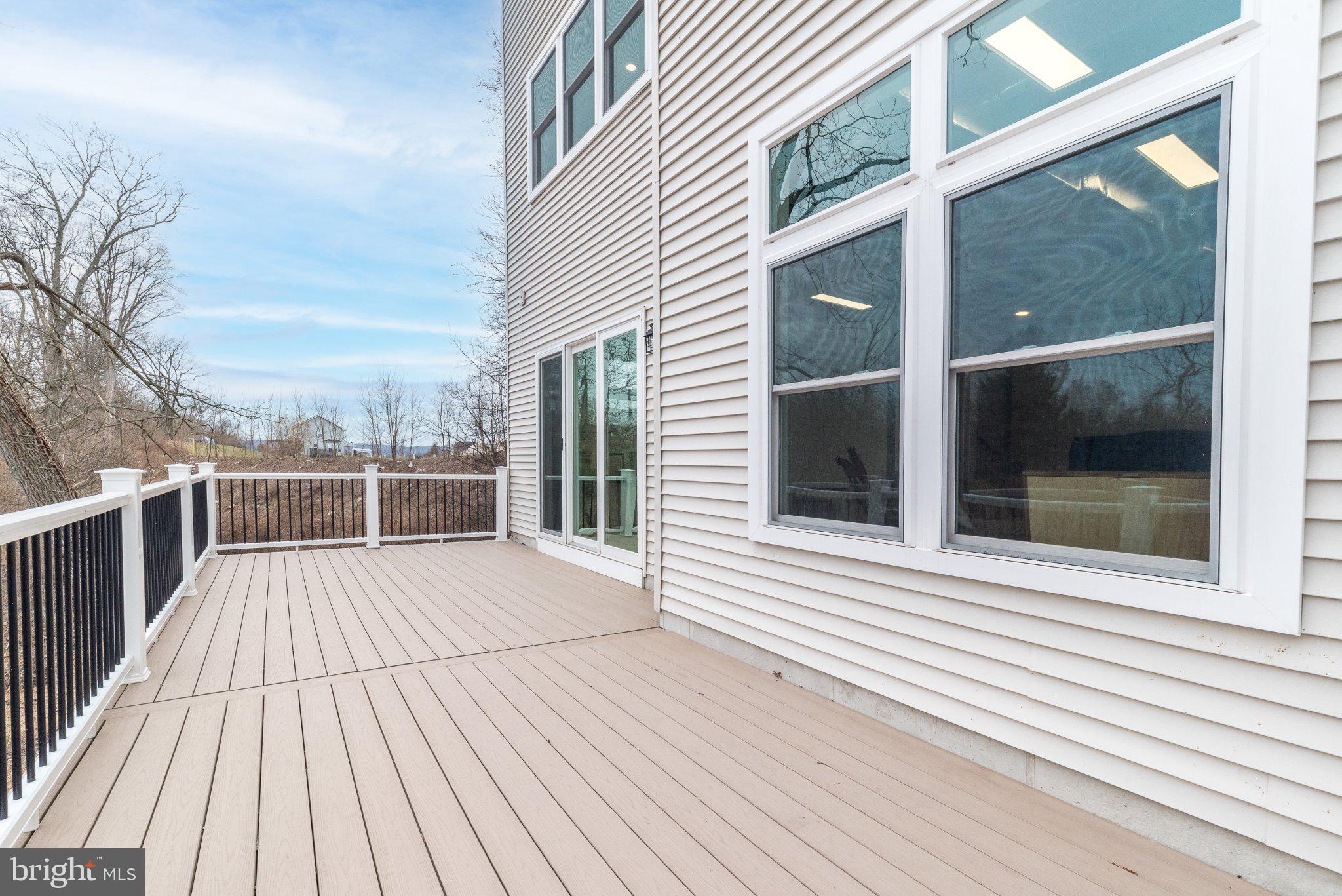 HIGH MEADOW - Residential