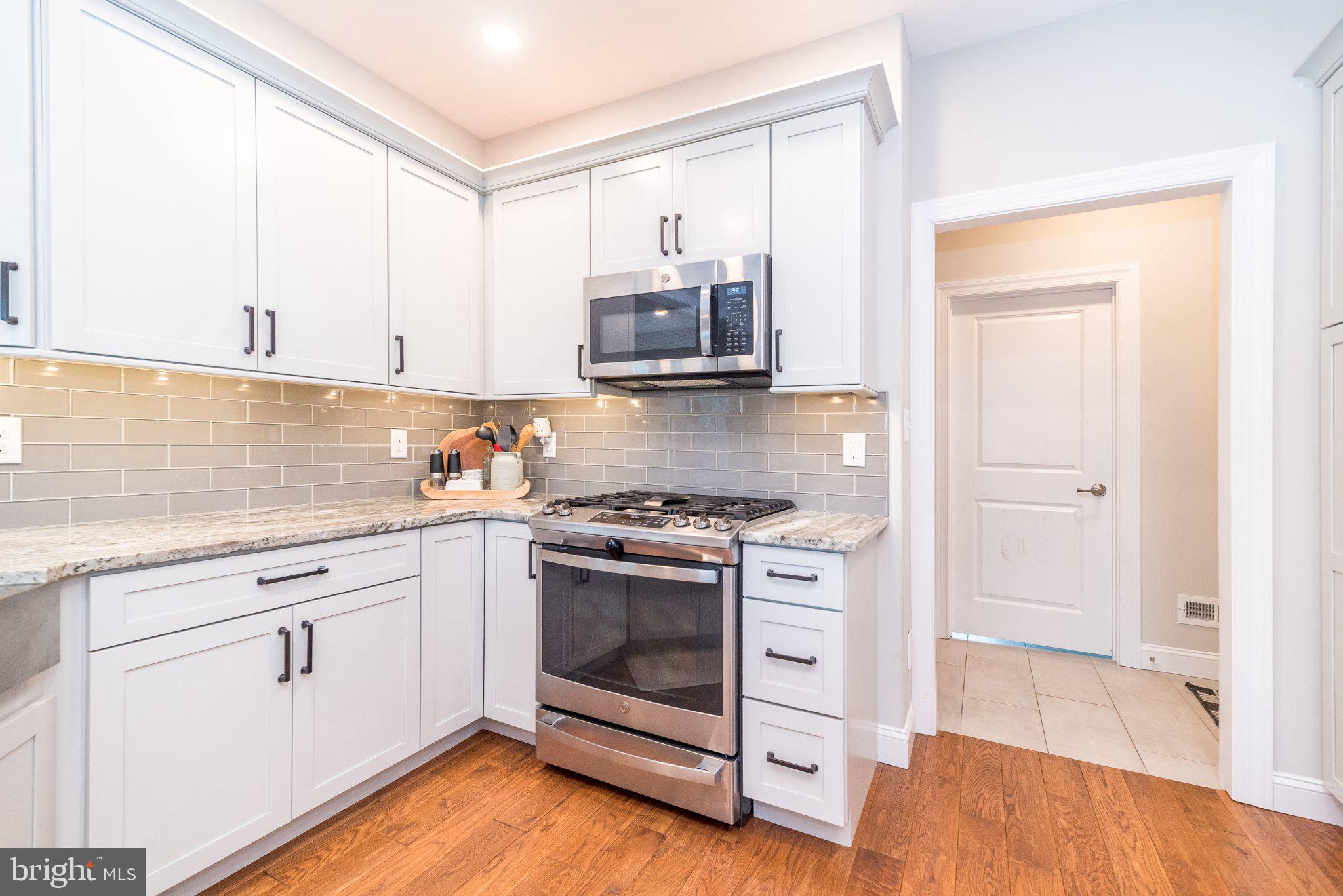 HIGH MEADOW - Residential