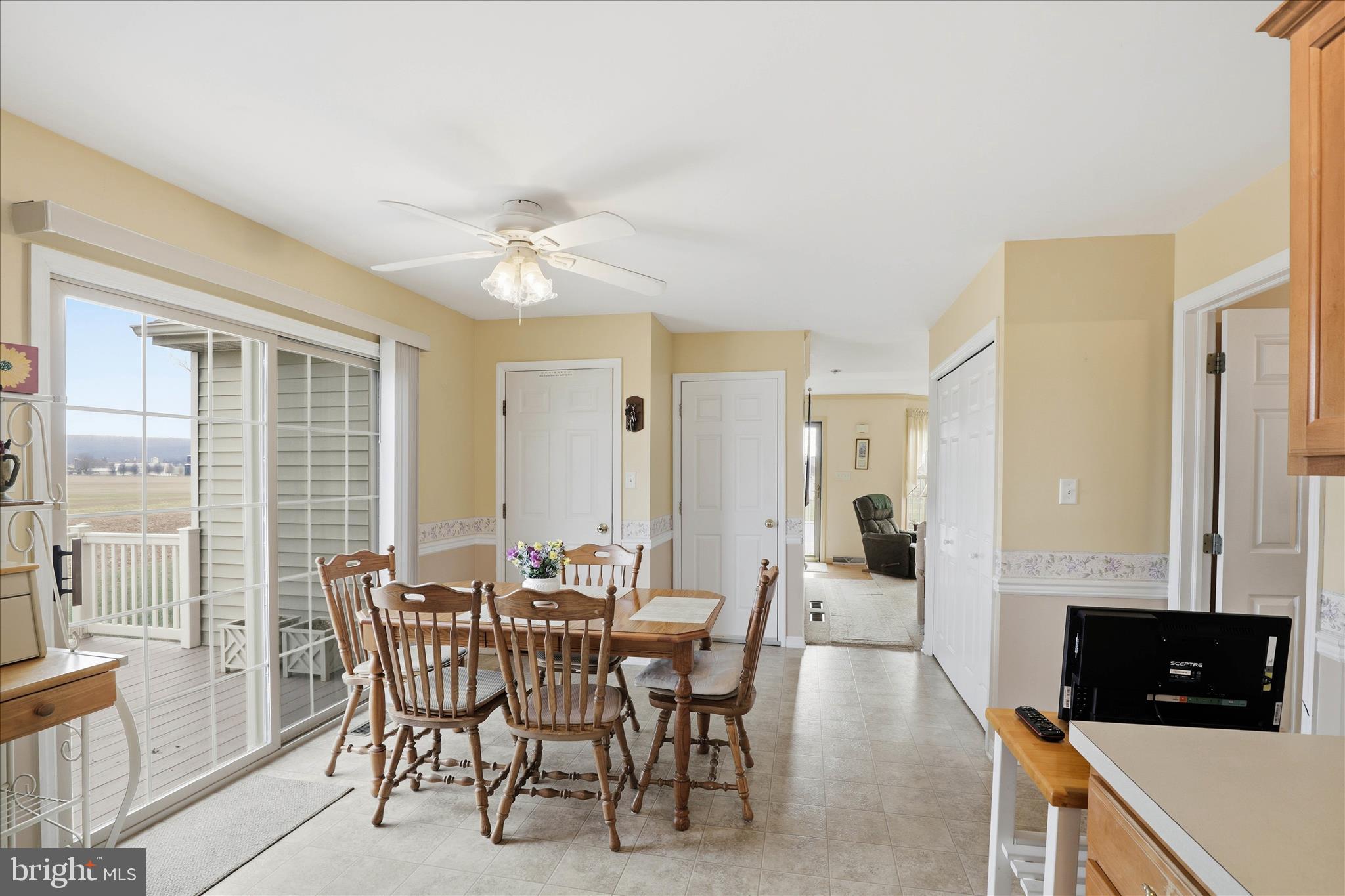 GARDENFIELD - Residential