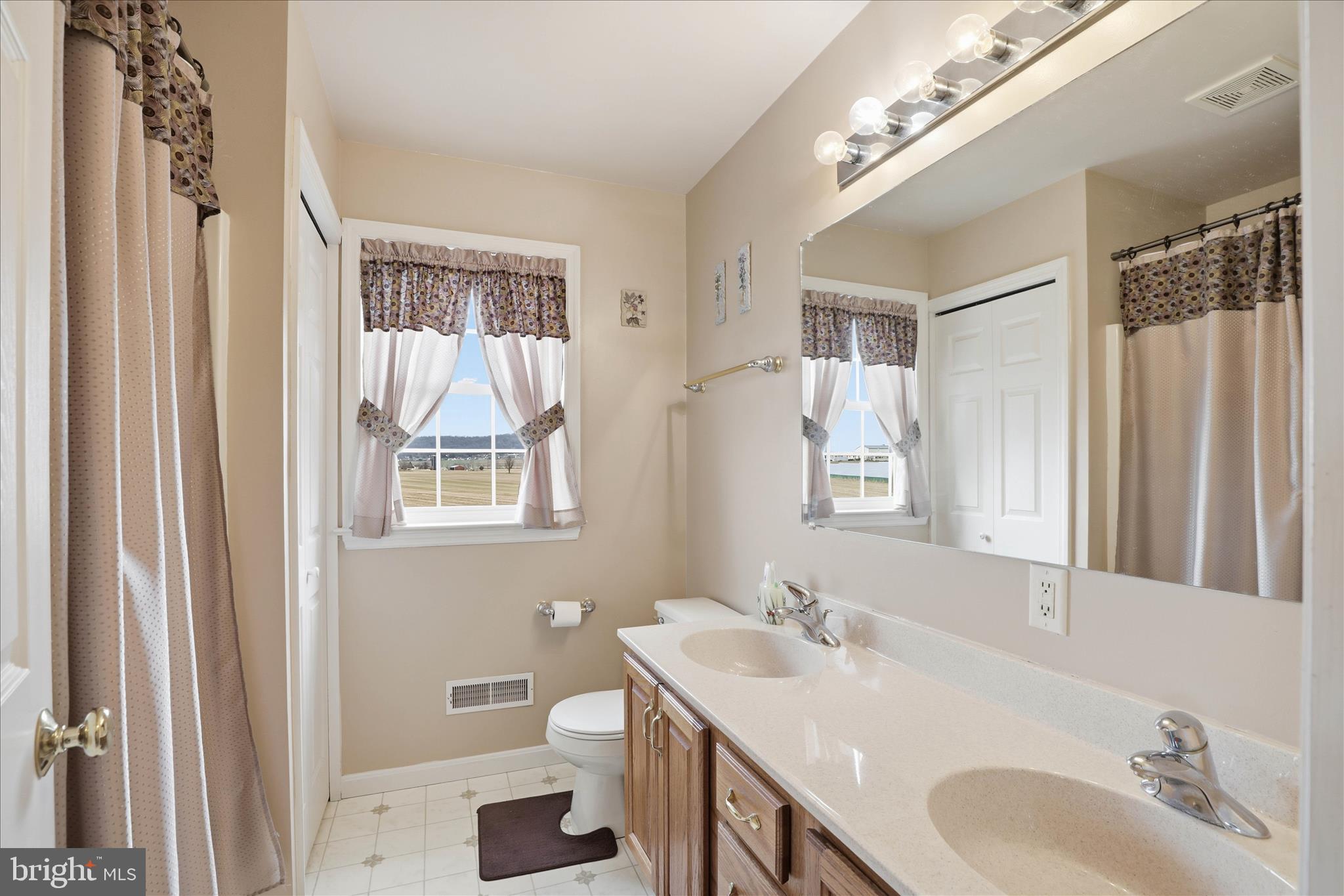 GARDENFIELD - Residential