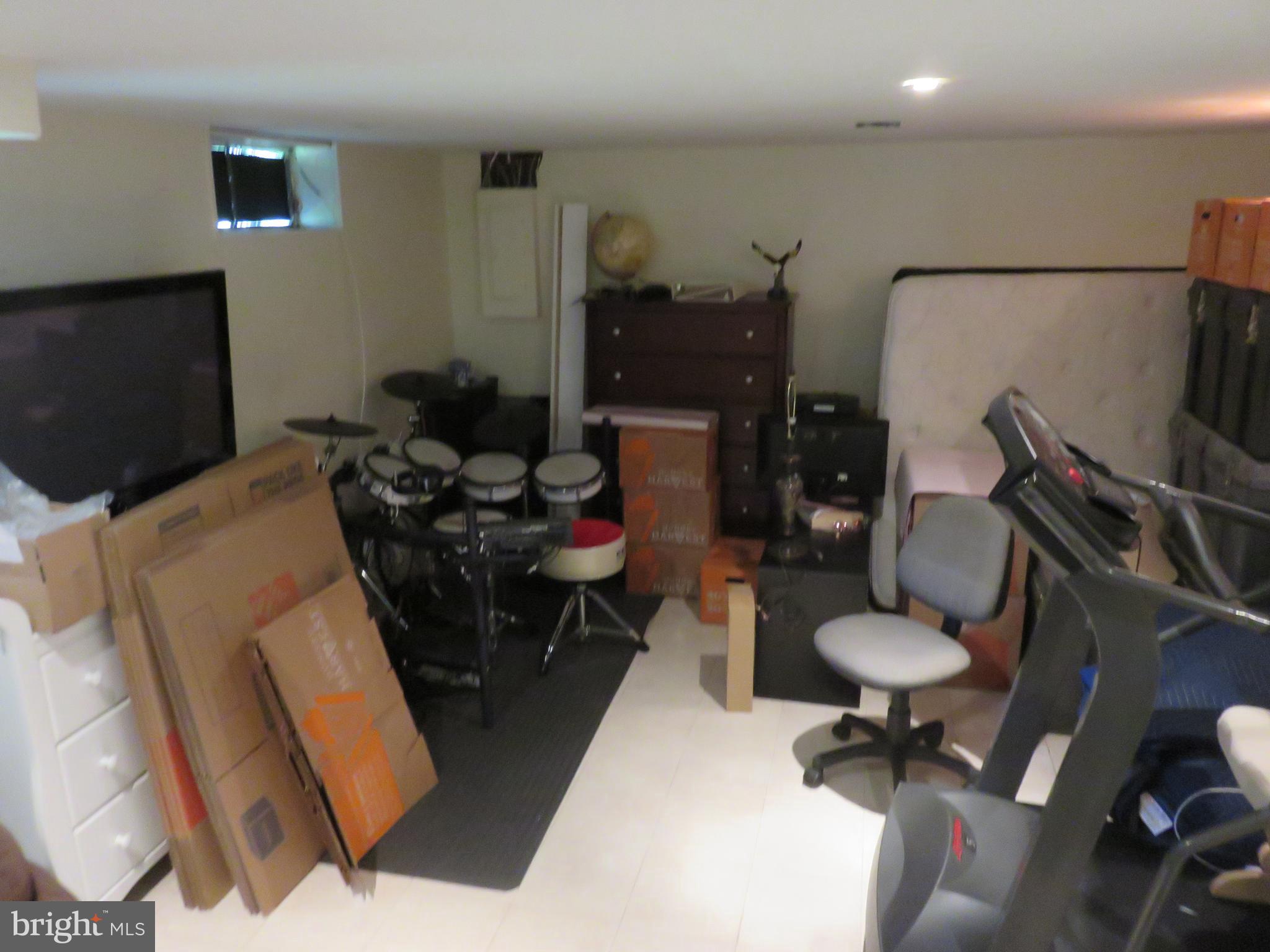 BON AIR - Residential Lease