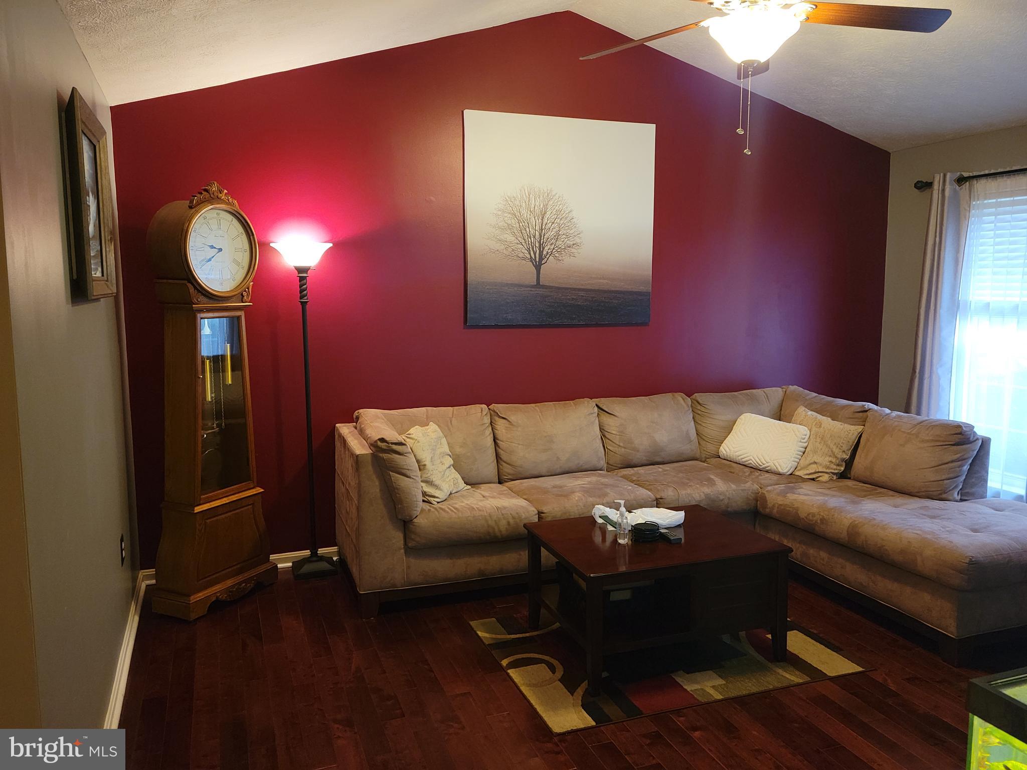 LAKE LAND OR - Residential