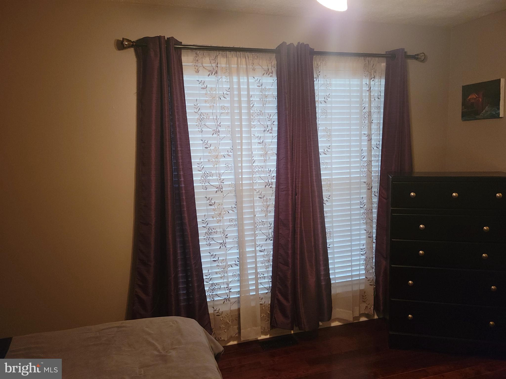 LAKE LAND OR - Residential