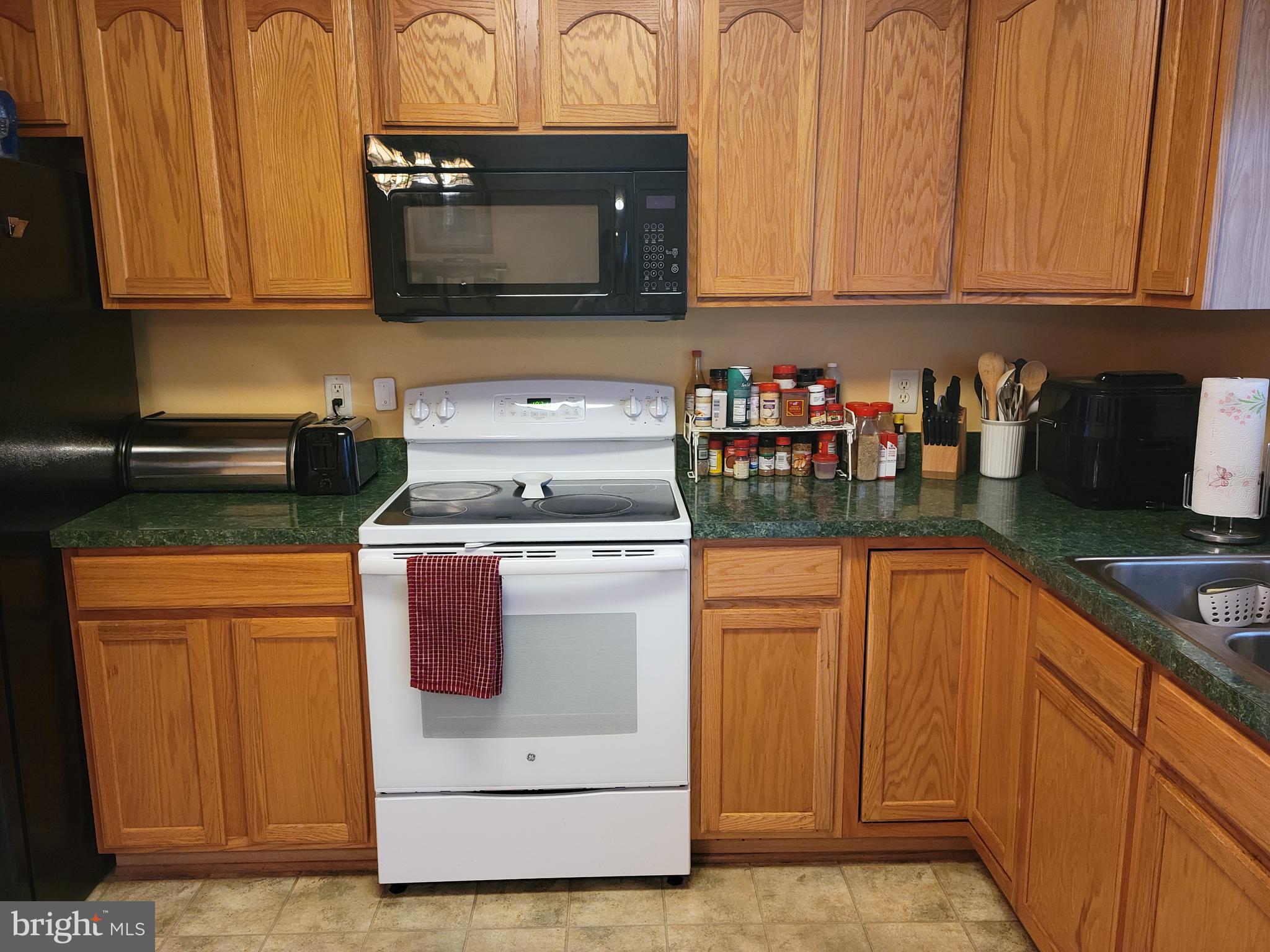 LAKE LAND OR - Residential