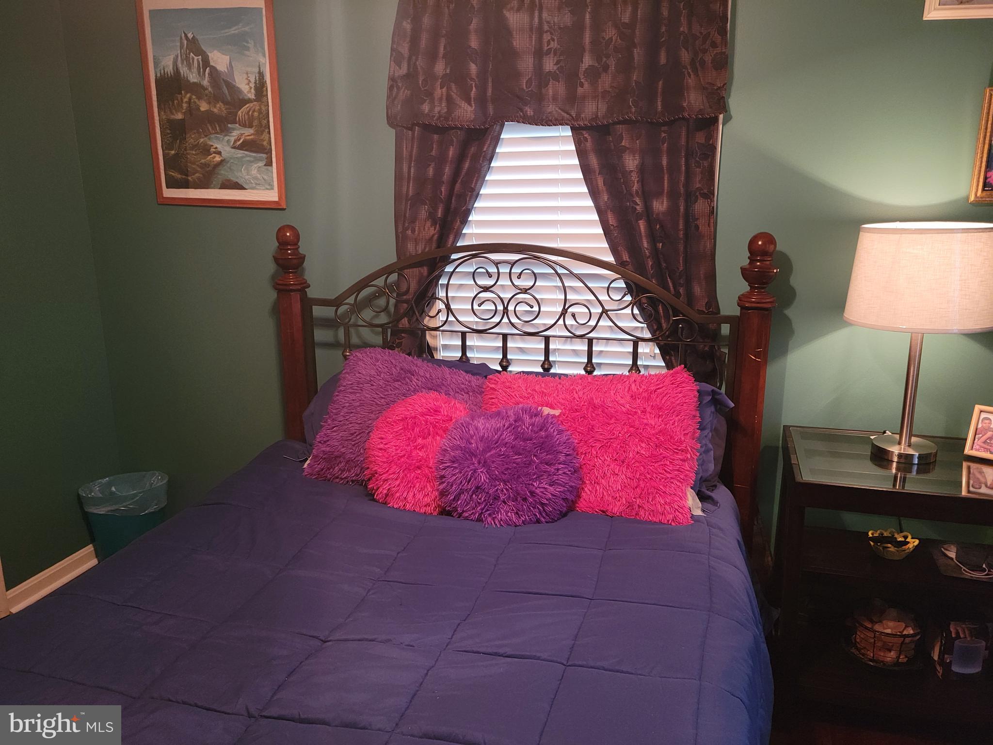 LAKE LAND OR - Residential